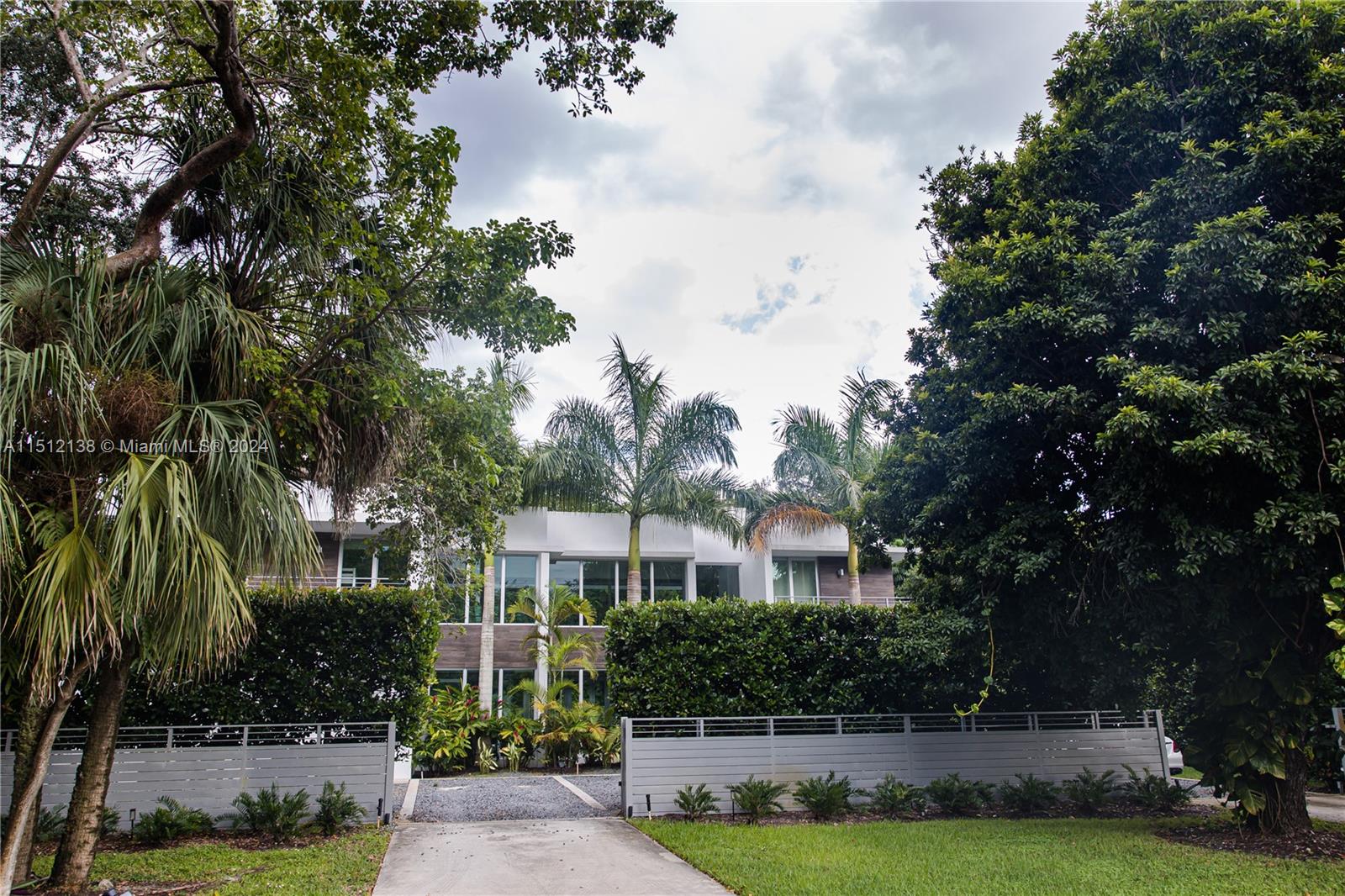 6790 72 STREET, South Miami, FL, 33143 United States, 5 Bedrooms Bedrooms, ,3 BathroomsBathrooms,Residential,For Sale,72 STREET,A11512138