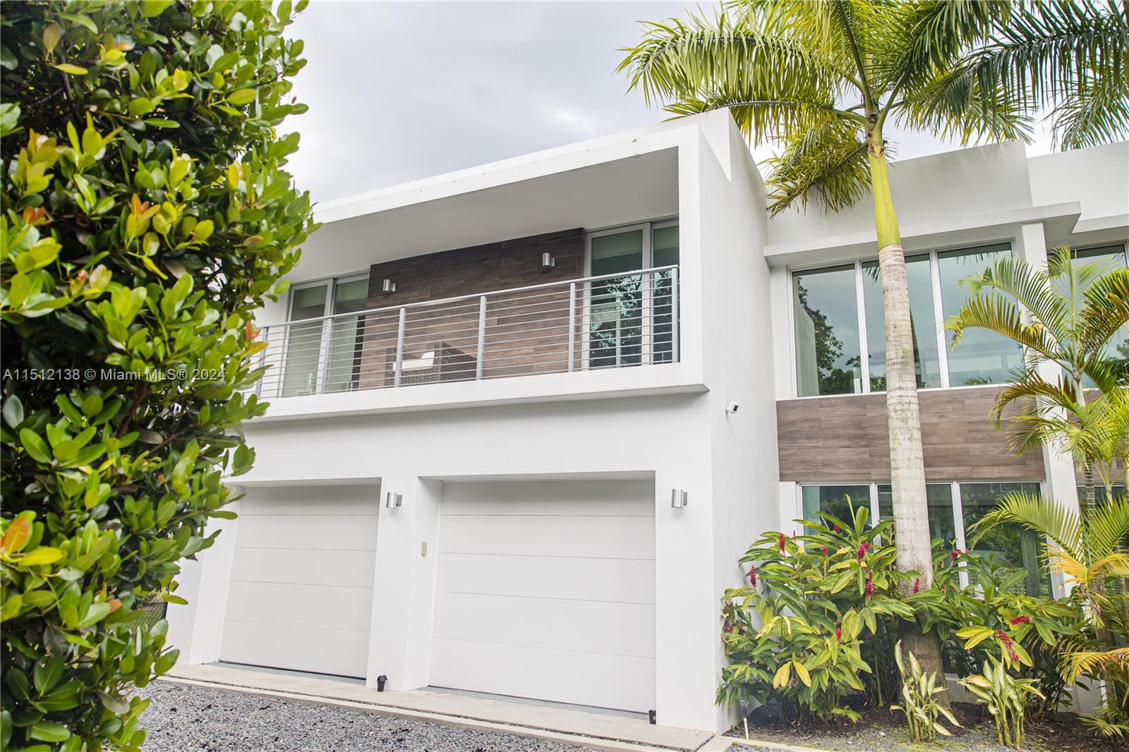 6790 72 STREET, South Miami, FL, 33143 United States, 5 Bedrooms Bedrooms, ,3 BathroomsBathrooms,Residential,For Sale,72 STREET,A11512138