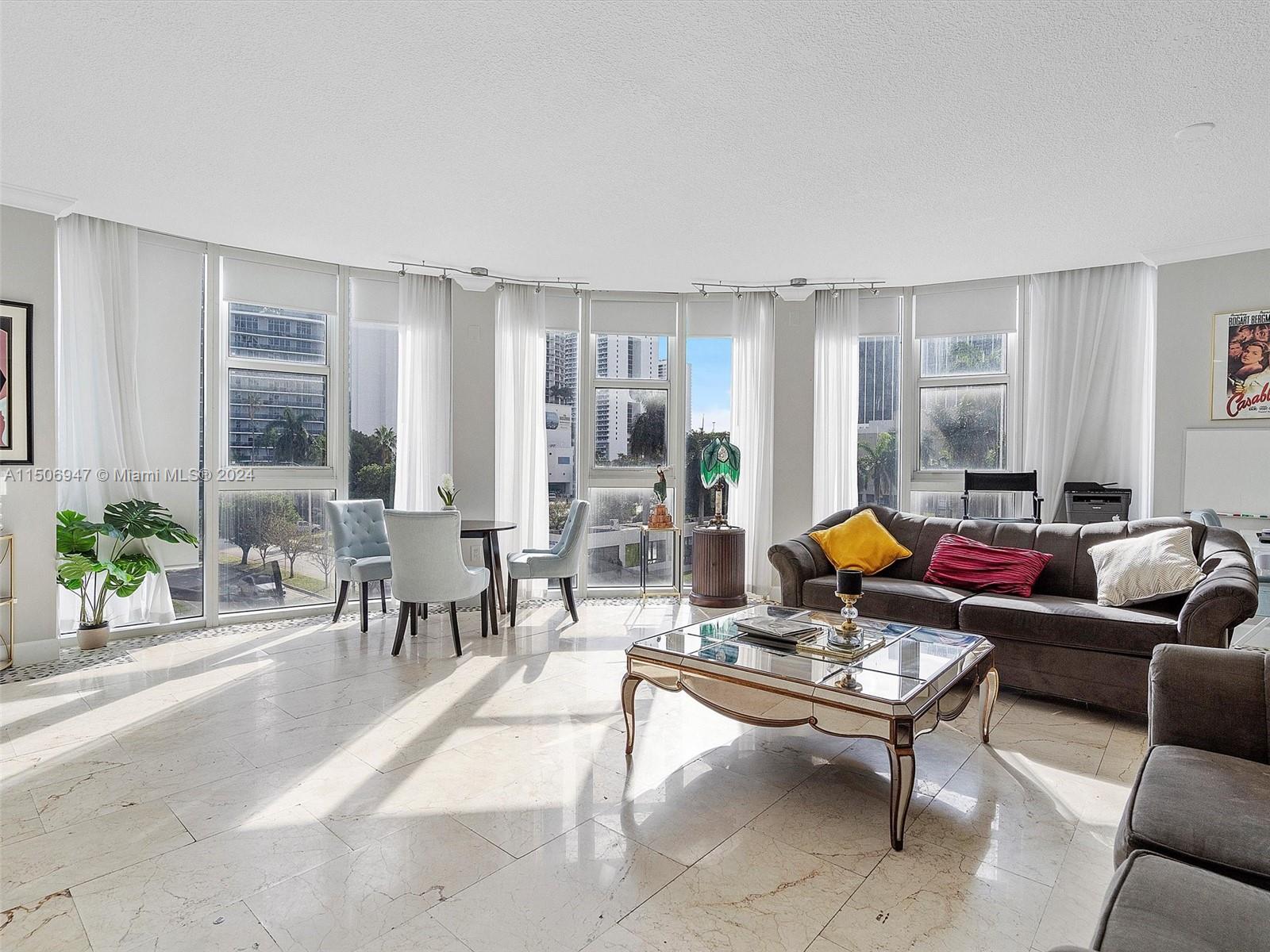 275 NE 18th St 306, Miami, Florida 33132, 2 Bedrooms Bedrooms, ,1 BathroomBathrooms,Residential,For Sale,275 NE 18th St 306,A11506947