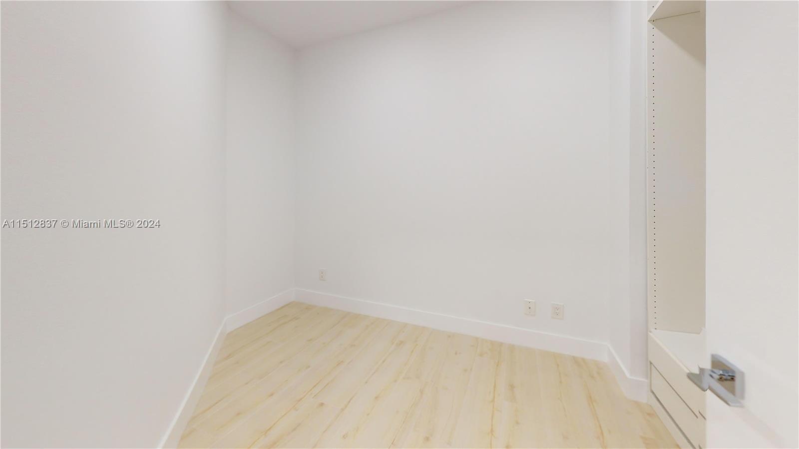 21050 Point Pl 305, Aventura, Florida 33180, 4 Bedrooms Bedrooms, ,4 BathroomsBathrooms,Residential,For Sale,21050 Point Pl 305,A11512837