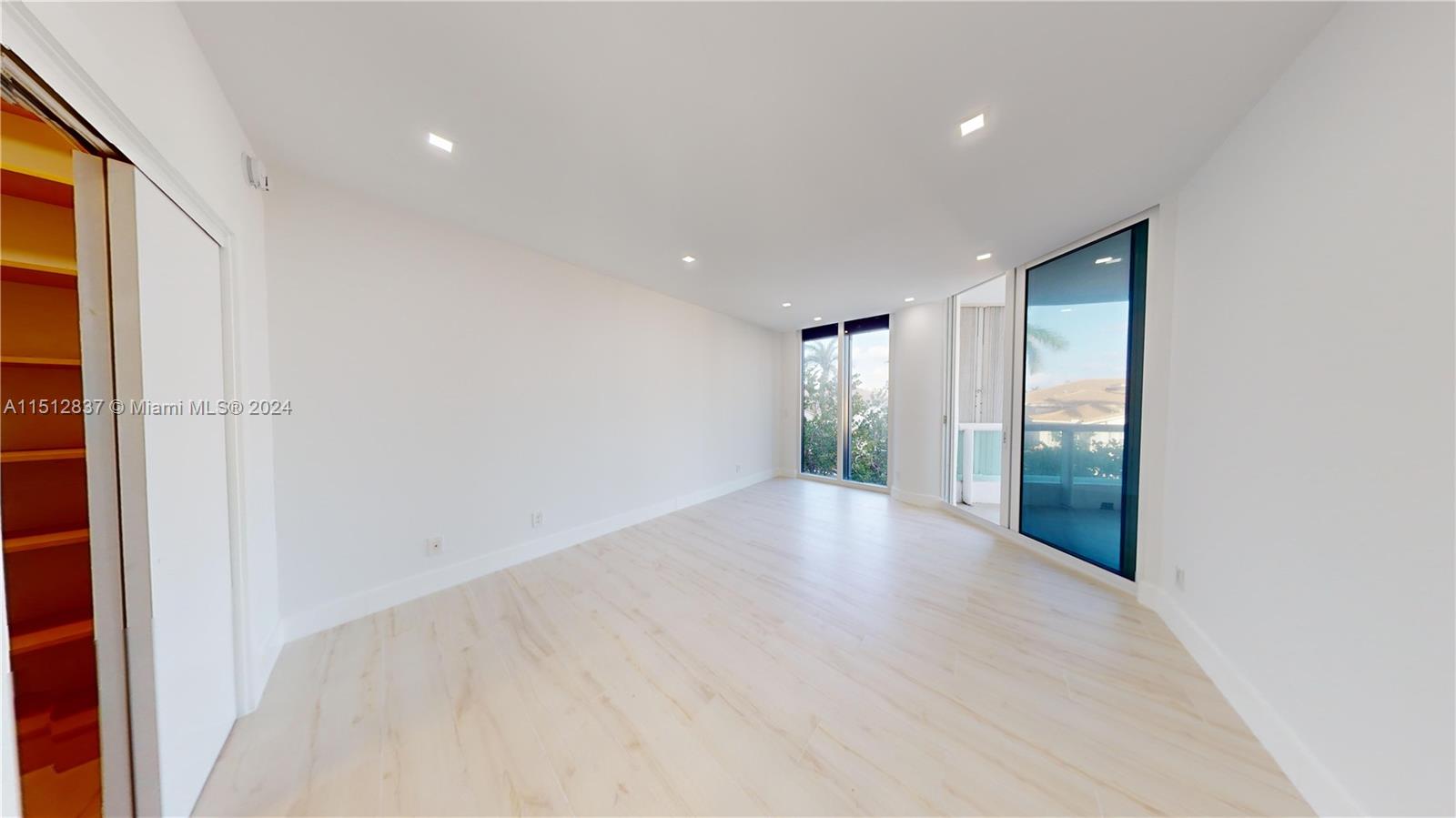 21050 Point Pl 305, Aventura, Florida 33180, 4 Bedrooms Bedrooms, ,4 BathroomsBathrooms,Residential,For Sale,21050 Point Pl 305,A11512837