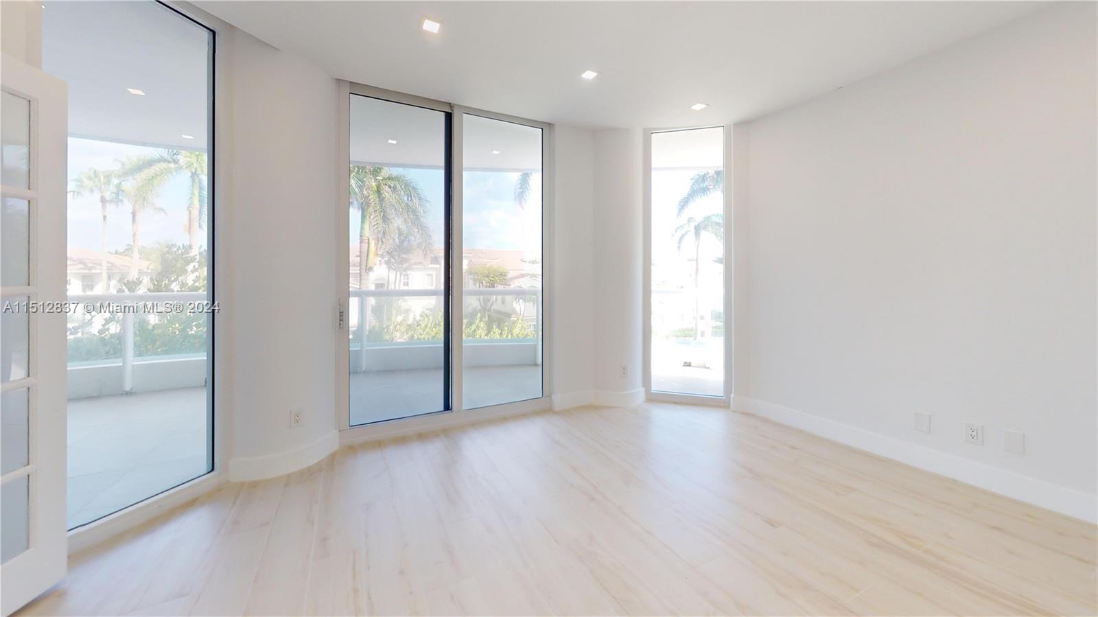 21050 Point Pl 305, Aventura, Florida 33180, 4 Bedrooms Bedrooms, ,4 BathroomsBathrooms,Residential,For Sale,21050 Point Pl 305,A11512837