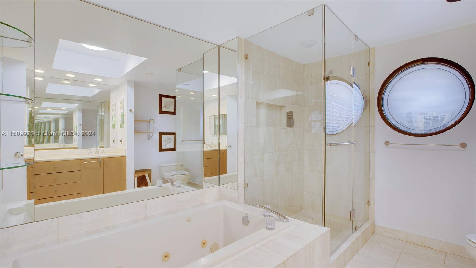 1000 W Island Blvd 2409, Aventura, Florida 33160, 3 Bedrooms Bedrooms, ,2 BathroomsBathrooms,Residentiallease,For Rent,1000 W Island Blvd 2409,A11509970
