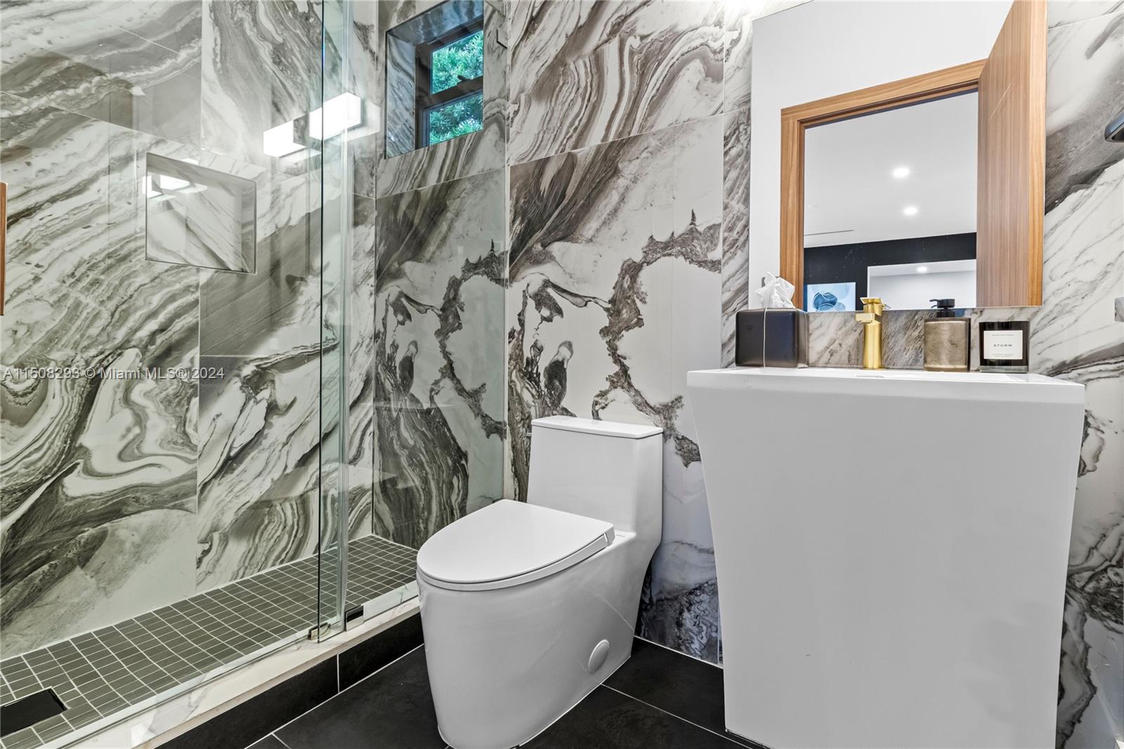 19000 20th Ave, North Miami Beach, FL, 33179 United States, 5 Bedrooms Bedrooms, ,5 BathroomsBathrooms,Residential,For Sale,20th Ave,A11508293