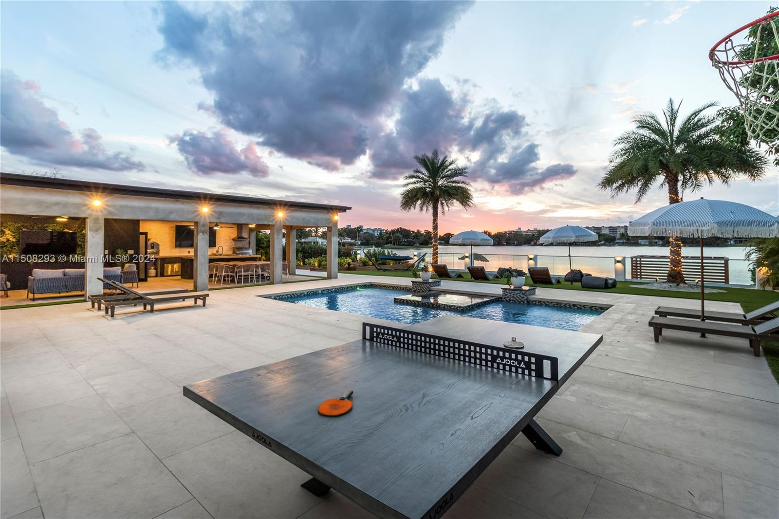 19000 20th Ave, North Miami Beach, FL, 33179 United States, 5 Bedrooms Bedrooms, ,5 BathroomsBathrooms,Residential,For Sale,20th Ave,A11508293