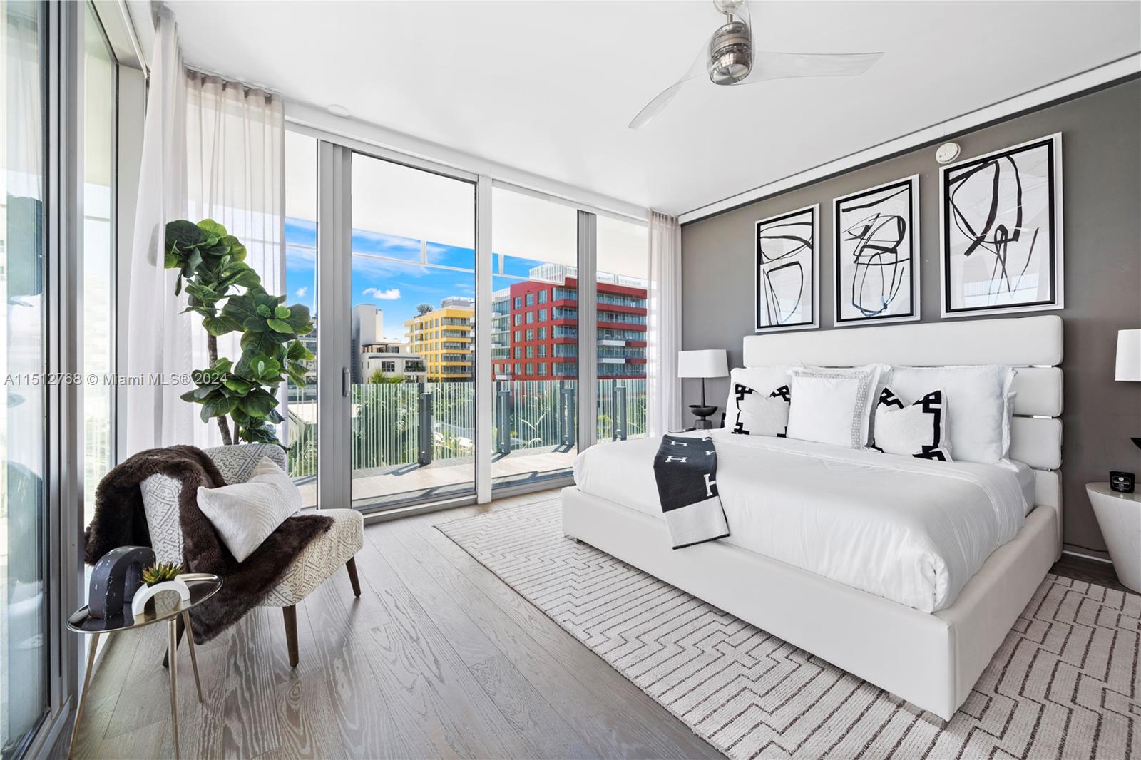 120 Ocean Dr, Miami Beach, FL, 33139 United States, 2 Bedrooms Bedrooms, ,2 BathroomsBathrooms,Residential,For Sale,Ocean Dr,A11512768