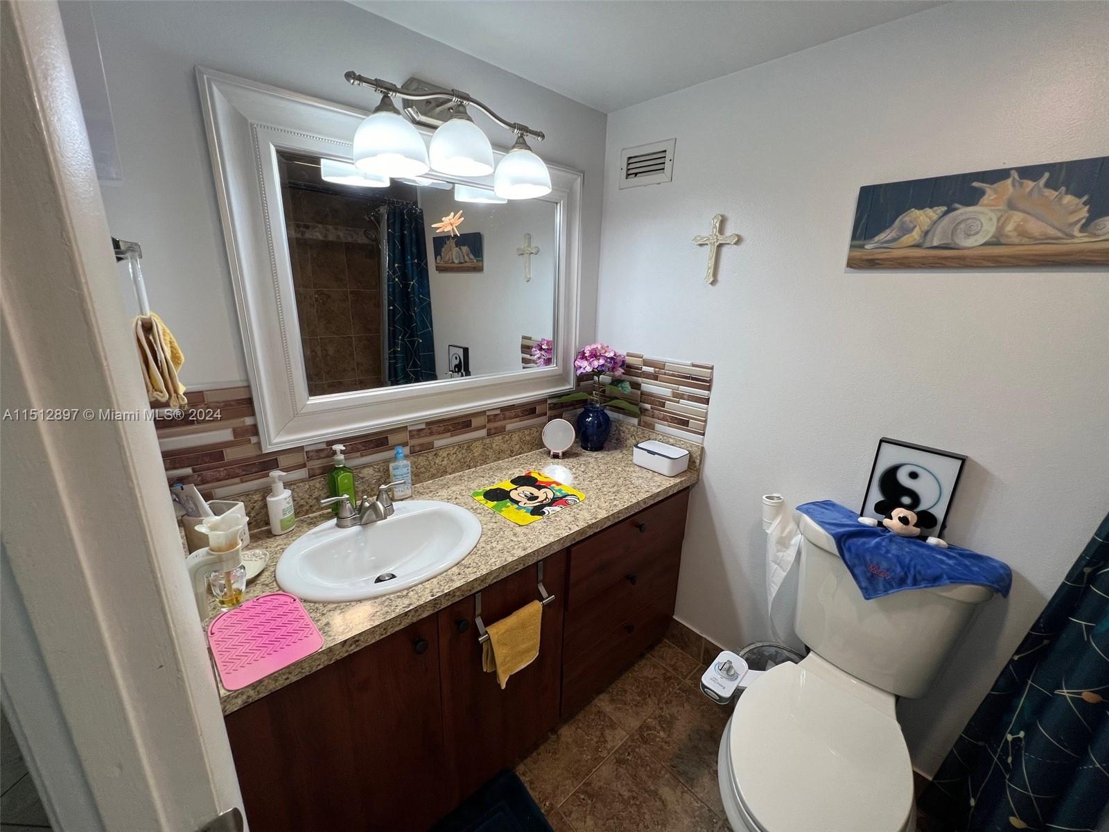 430 Golden Isles Dr 705, Hallandale Beach, Florida 33009, 2 Bedrooms Bedrooms, ,2 BathroomsBathrooms,Residential,For Sale,430 Golden Isles Dr 705,A11512897