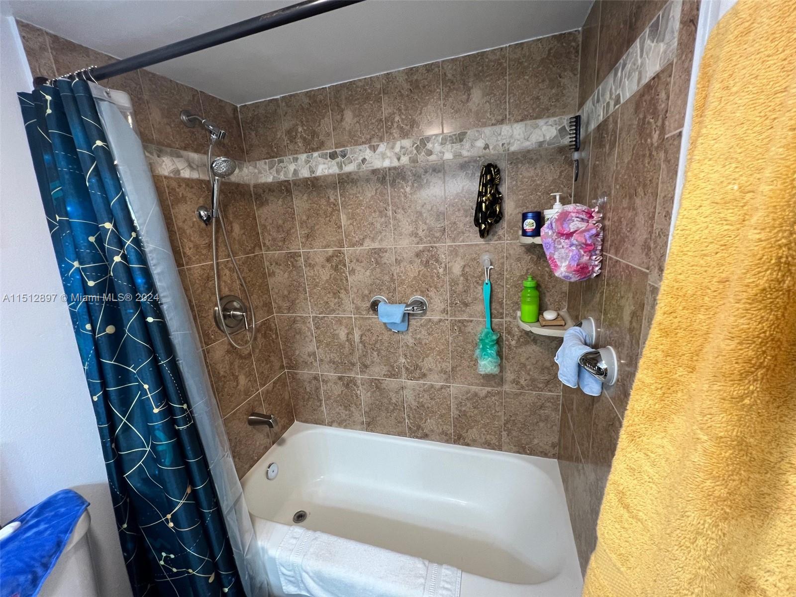 430 Golden Isles Dr 705, Hallandale Beach, Florida 33009, 2 Bedrooms Bedrooms, ,2 BathroomsBathrooms,Residential,For Sale,430 Golden Isles Dr 705,A11512897