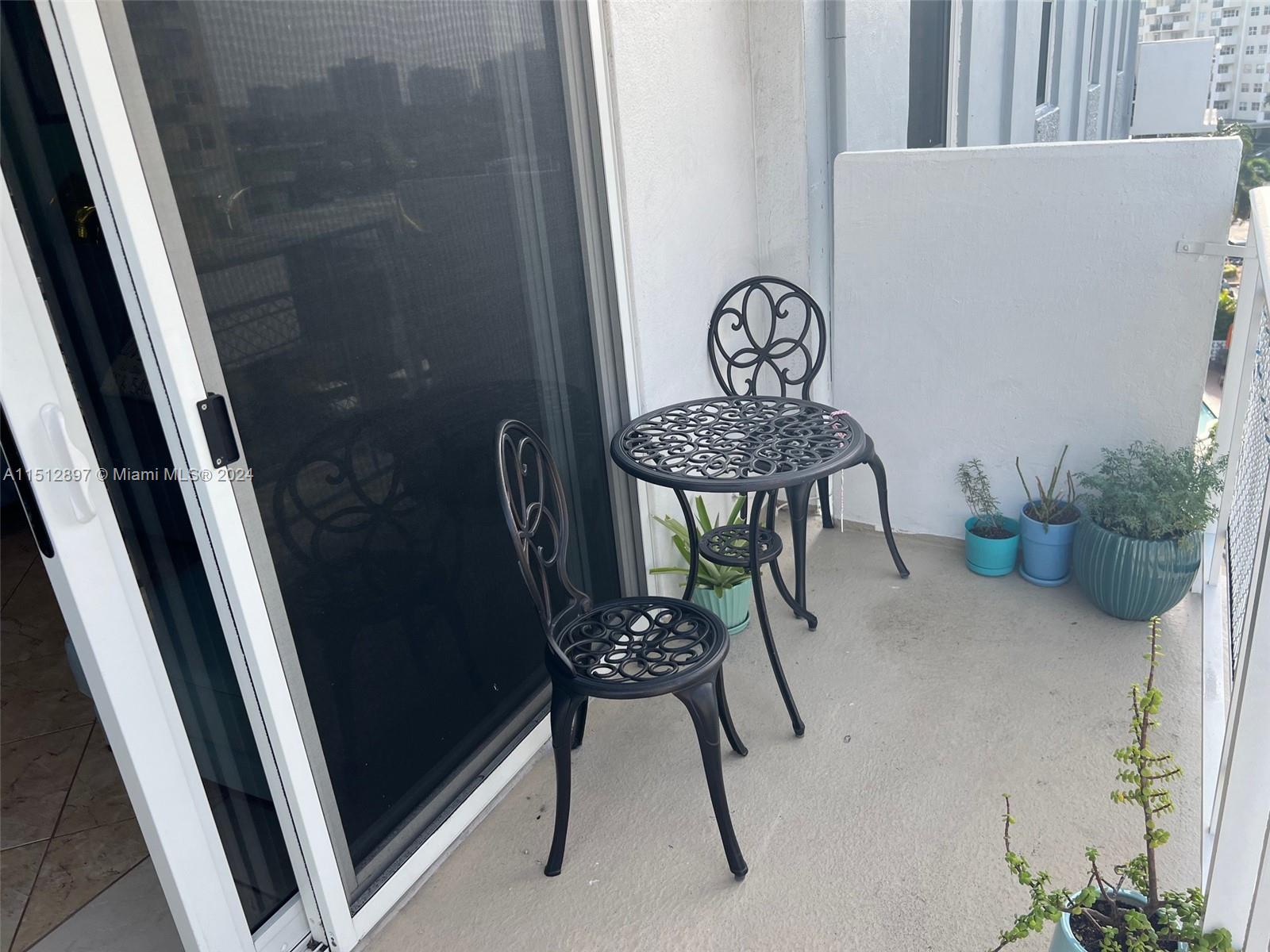430 Golden Isles Dr 705, Hallandale Beach, Florida 33009, 2 Bedrooms Bedrooms, ,2 BathroomsBathrooms,Residential,For Sale,430 Golden Isles Dr 705,A11512897