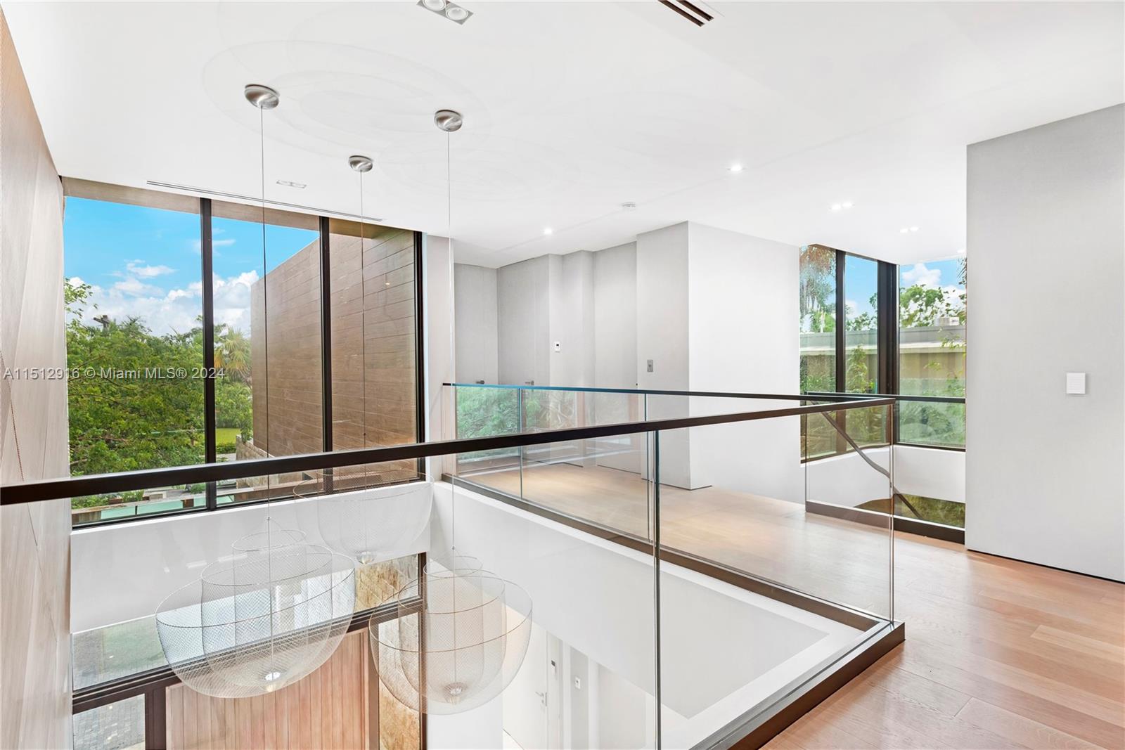 15 E San Marino, Miami, Florida 33139, 6 Bedrooms Bedrooms, ,6 BathroomsBathrooms,Residentiallease,For Rent,15 E San Marino,A11512916