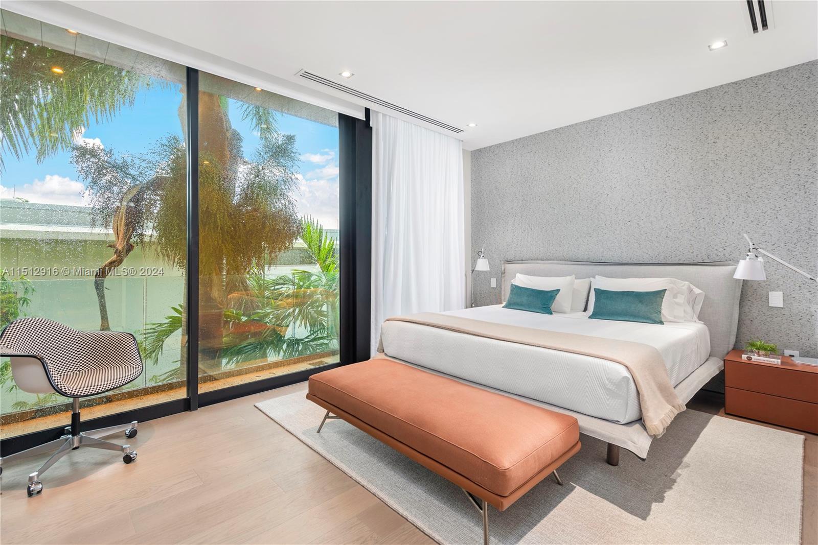 15 E San Marino, Miami, Florida 33139, 6 Bedrooms Bedrooms, ,6 BathroomsBathrooms,Residentiallease,For Rent,15 E San Marino,A11512916