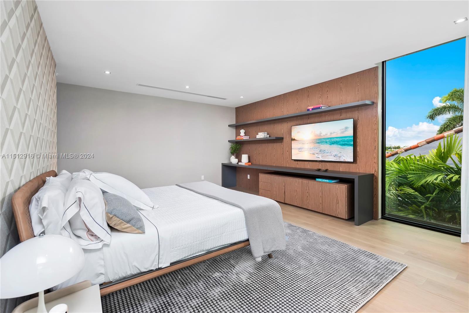 15 E San Marino, Miami, Florida 33139, 6 Bedrooms Bedrooms, ,6 BathroomsBathrooms,Residentiallease,For Rent,15 E San Marino,A11512916