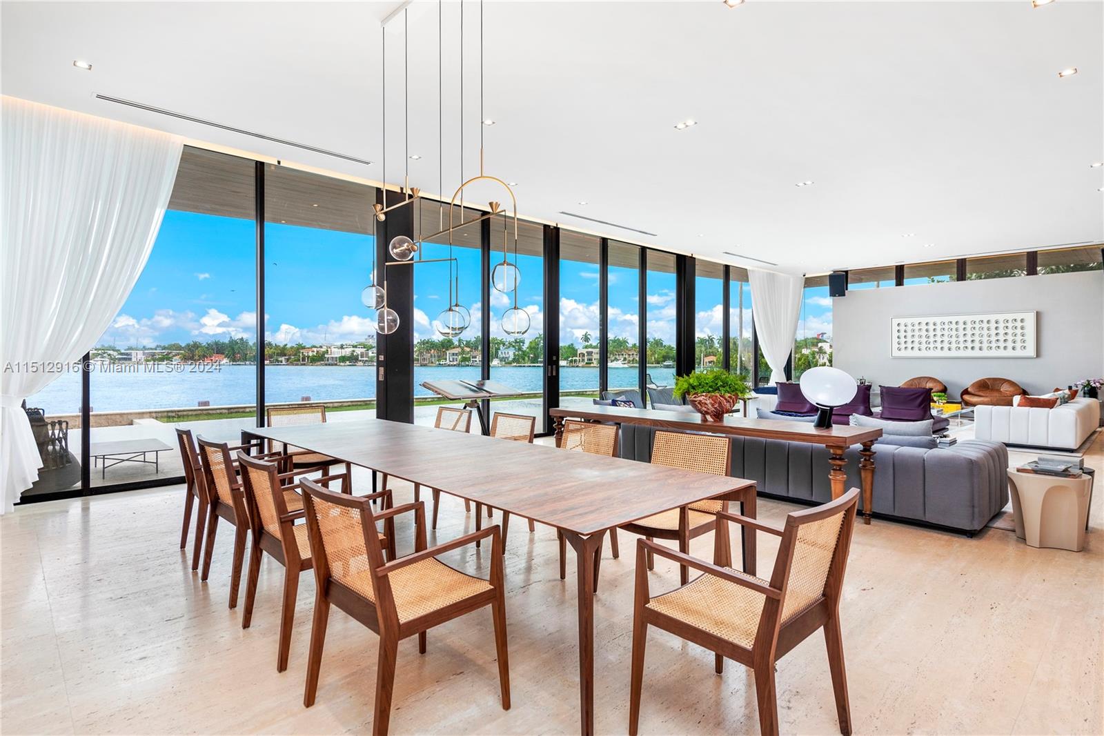 15 E San Marino, Miami, Florida 33139, 6 Bedrooms Bedrooms, ,6 BathroomsBathrooms,Residentiallease,For Rent,15 E San Marino,A11512916