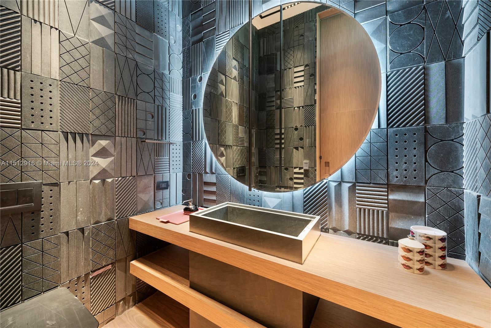 15 E San Marino, Miami, Florida 33139, 6 Bedrooms Bedrooms, ,6 BathroomsBathrooms,Residentiallease,For Rent,15 E San Marino,A11512916