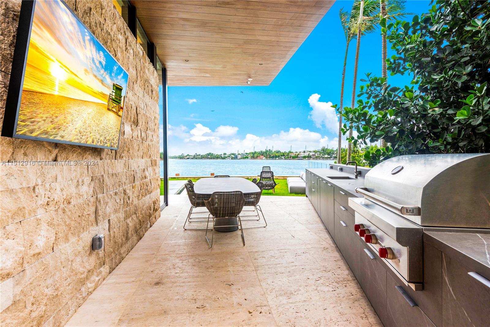 15 E San Marino, Miami, Florida 33139, 6 Bedrooms Bedrooms, ,6 BathroomsBathrooms,Residentiallease,For Rent,15 E San Marino,A11512916