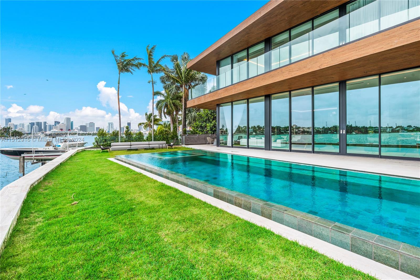 15 E San Marino, Miami, Florida 33139, 6 Bedrooms Bedrooms, ,6 BathroomsBathrooms,Residentiallease,For Rent,15 E San Marino,A11512916