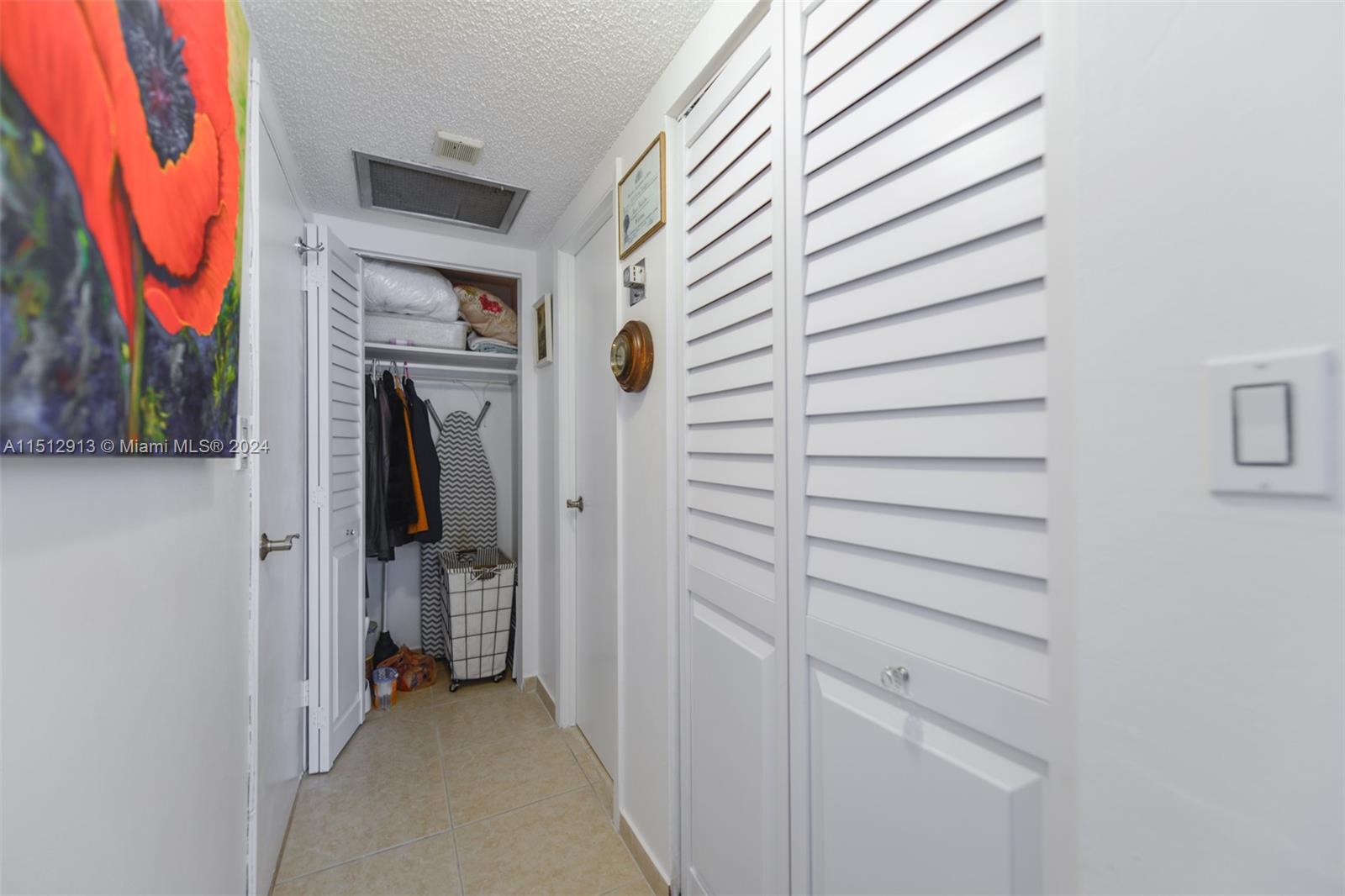 1985 S Ocean Dr 19M, Hallandale Beach, Florida 33009, 1 Bedroom Bedrooms, ,1 BathroomBathrooms,Residential,For Sale,1985 S Ocean Dr 19M,A11512913