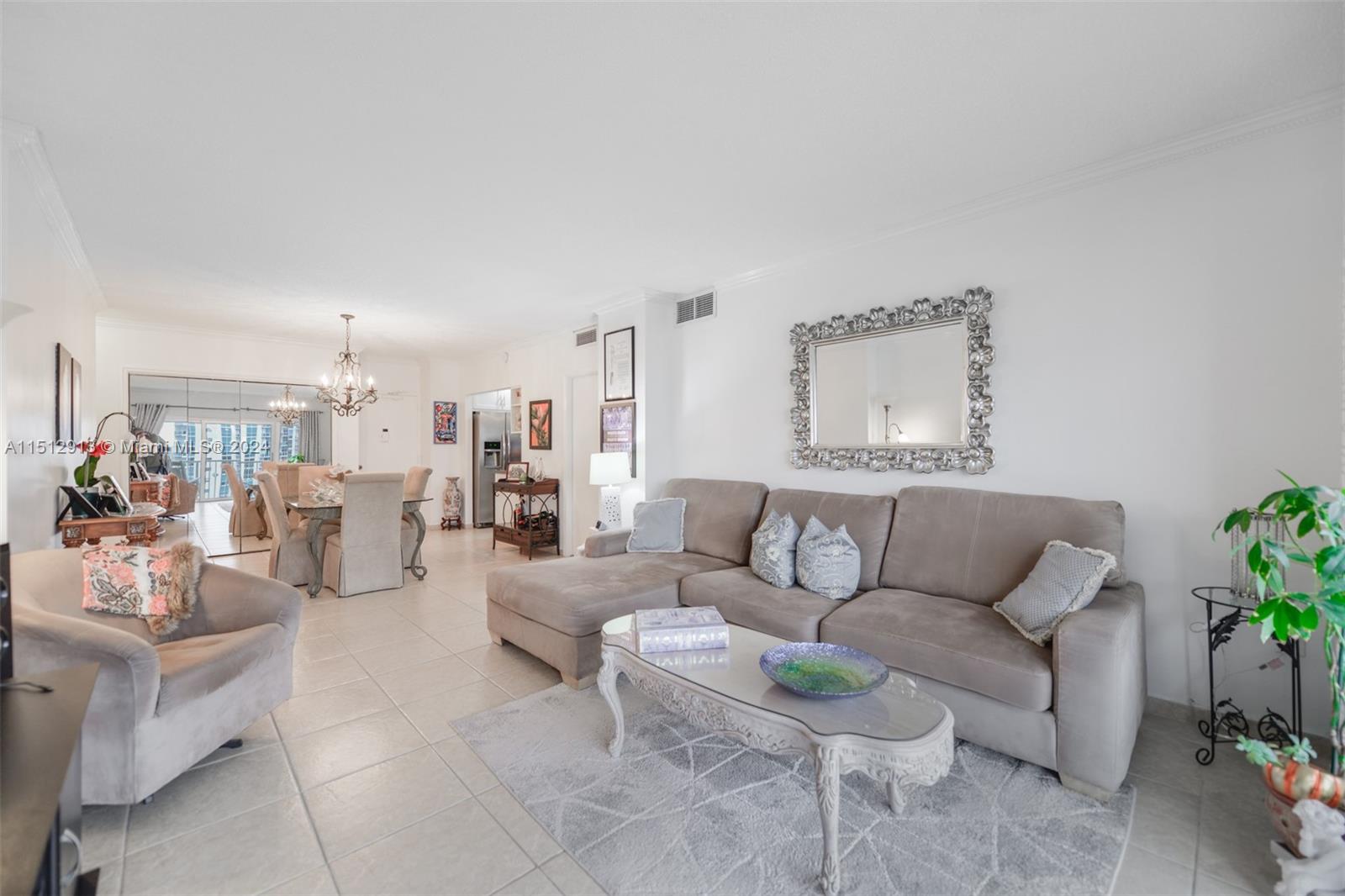 1985 S Ocean Dr 19M, Hallandale Beach, Florida 33009, 1 Bedroom Bedrooms, ,1 BathroomBathrooms,Residential,For Sale,1985 S Ocean Dr 19M,A11512913
