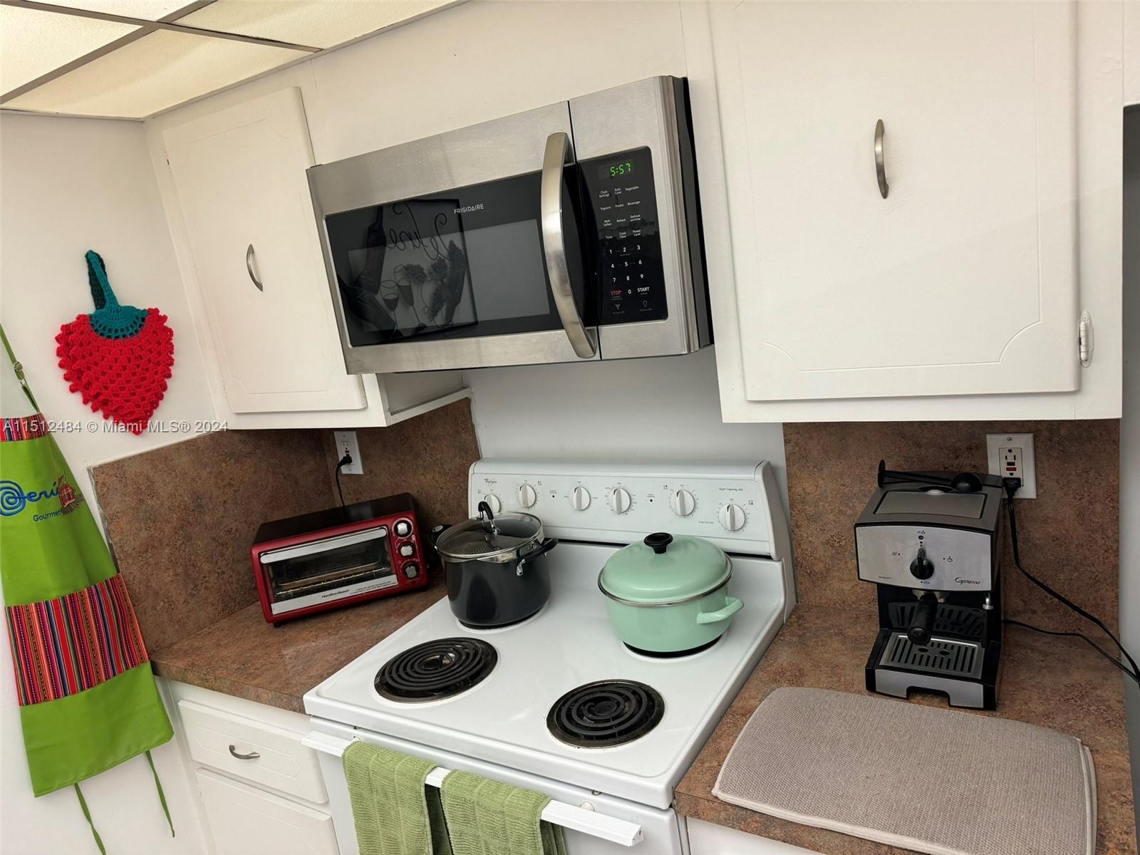 600 NE 36th St 506, Miami, Florida 33137, 1 Bedroom Bedrooms, ,2 BathroomsBathrooms,Residential,For Sale,600 NE 36th St 506,A11512484