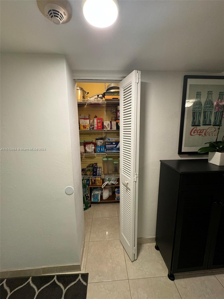 600 NE 36th St 506, Miami, Florida 33137, 1 Bedroom Bedrooms, ,2 BathroomsBathrooms,Residential,For Sale,600 NE 36th St 506,A11512484