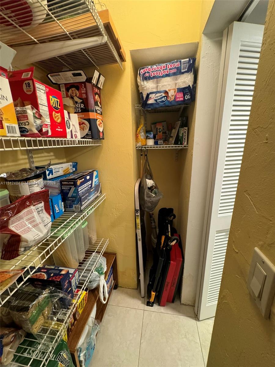 600 NE 36th St 506, Miami, Florida 33137, 1 Bedroom Bedrooms, ,2 BathroomsBathrooms,Residential,For Sale,600 NE 36th St 506,A11512484