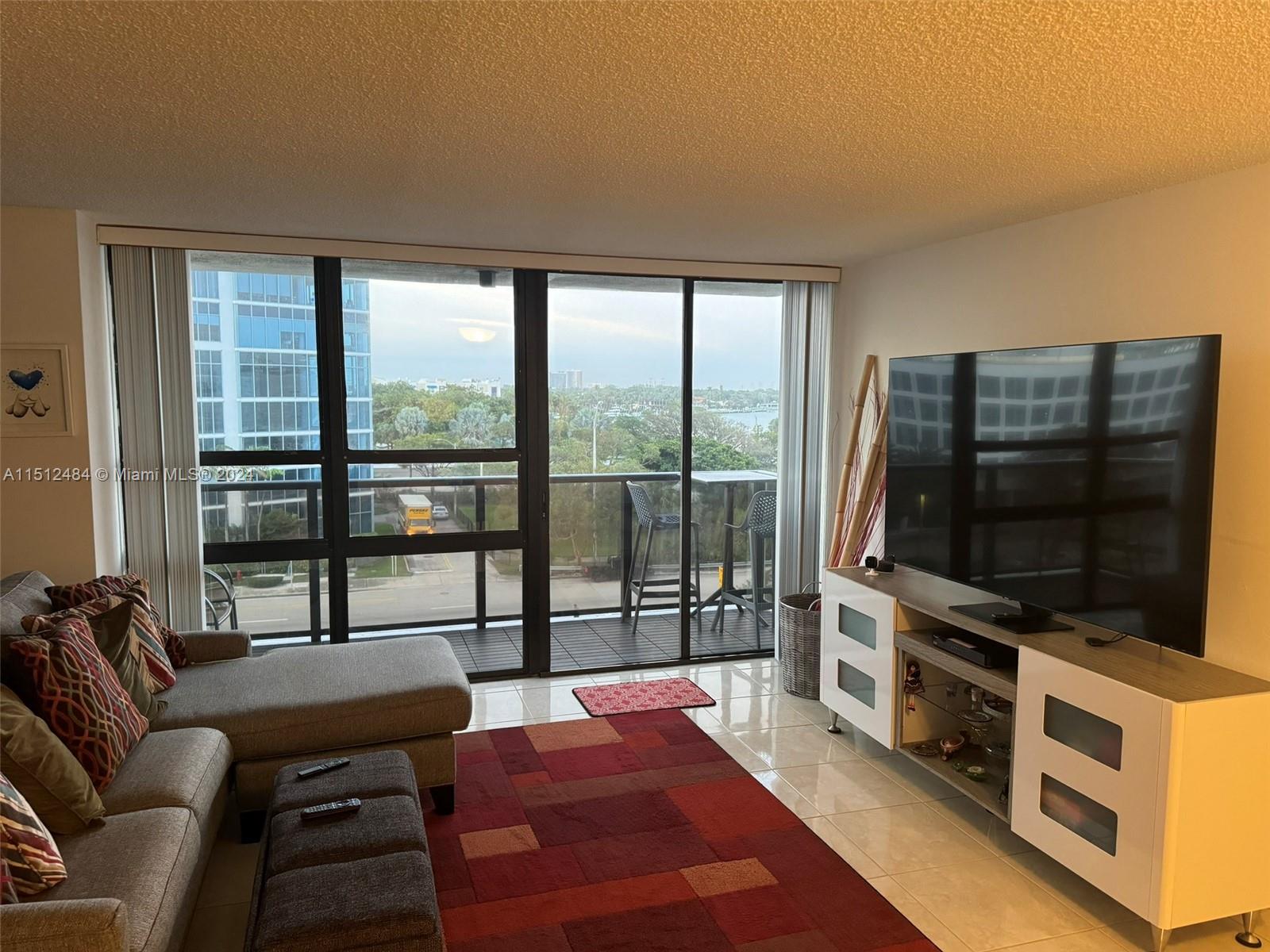 600 NE 36th St 506, Miami, Florida 33137, 1 Bedroom Bedrooms, ,2 BathroomsBathrooms,Residential,For Sale,600 NE 36th St 506,A11512484