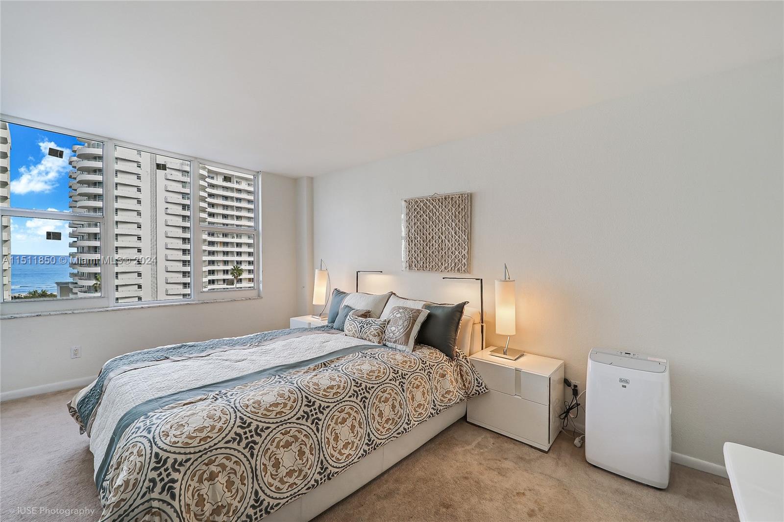 5600 Collins Ave 8W, Miami Beach, Florida 33140, 2 Bedrooms Bedrooms, ,2 BathroomsBathrooms,Residential,For Sale,5600 Collins Ave 8W,A11511850