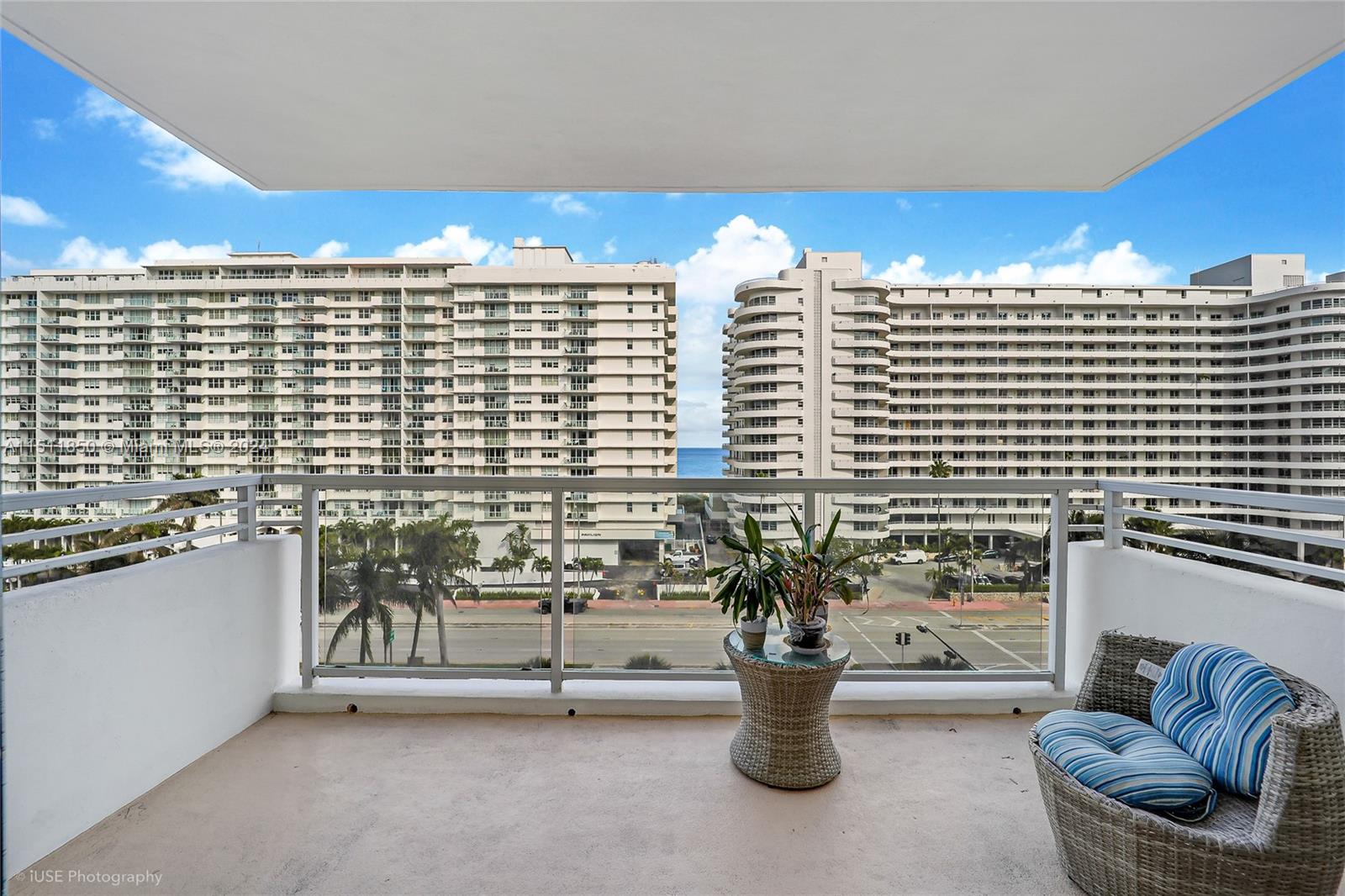 5600 Collins Ave 8W, Miami Beach, Florida 33140, 2 Bedrooms Bedrooms, ,2 BathroomsBathrooms,Residential,For Sale,5600 Collins Ave 8W,A11511850