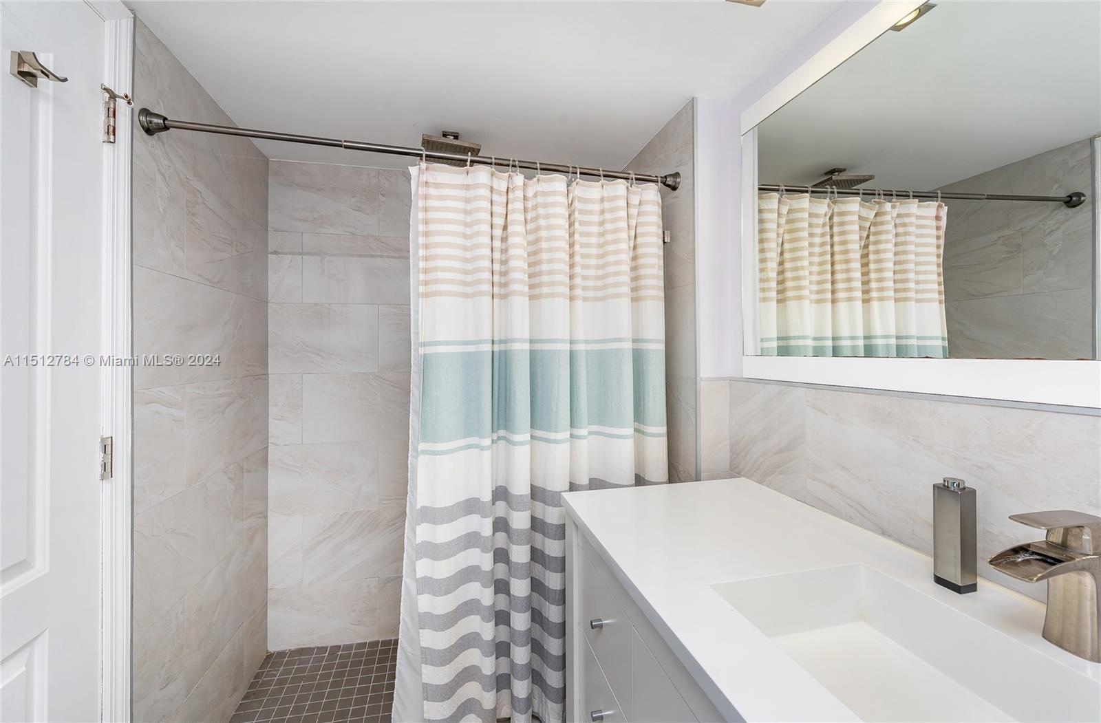 18151 NE 31st Ct 312, Aventura, FL 33160, 2 Bedrooms Bedrooms, ,2 BathroomsBathrooms,Residential,For Sale,31st Ct,A11512784