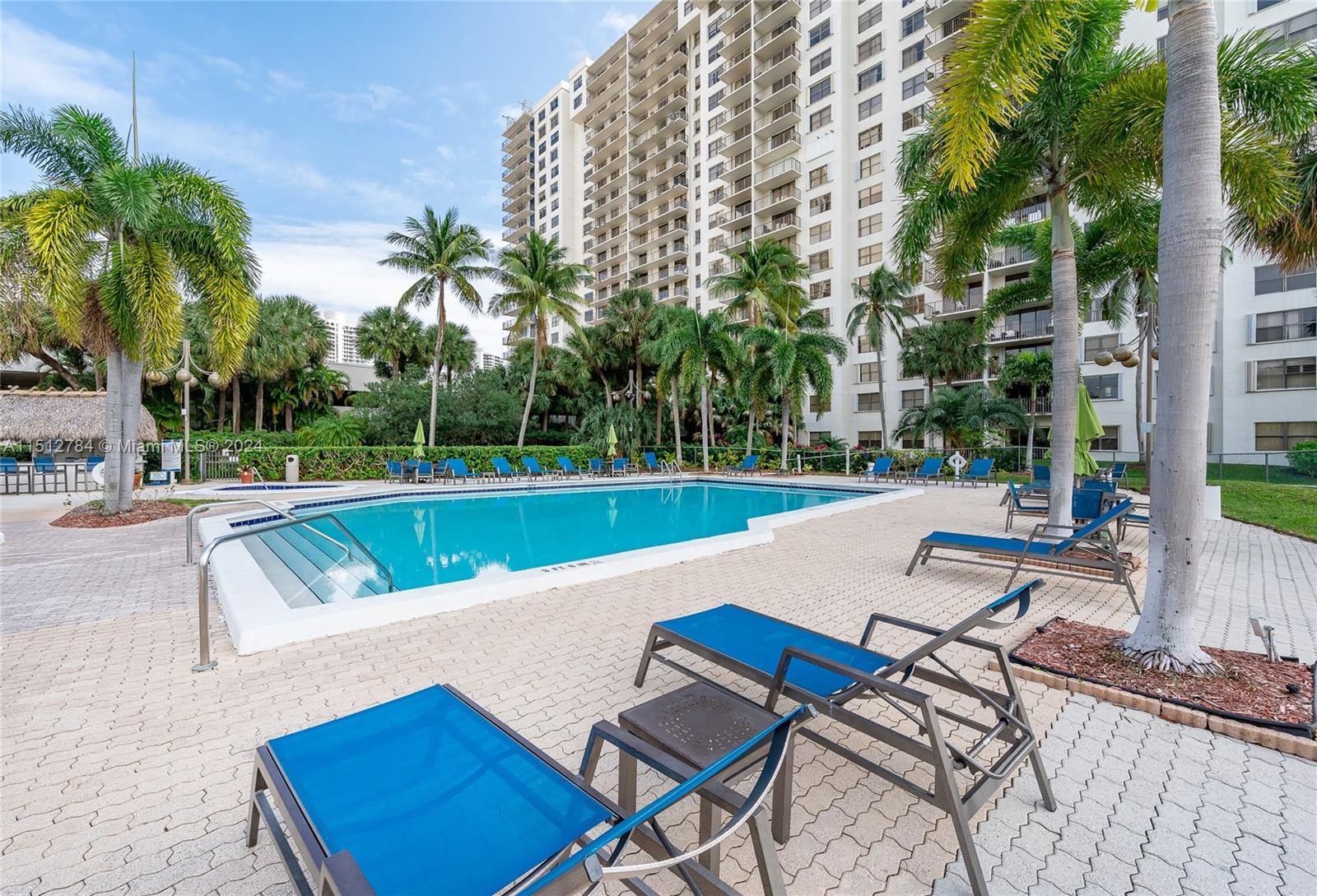 18151 NE 31st Ct 312, Aventura, FL 33160, 2 Bedrooms Bedrooms, ,2 BathroomsBathrooms,Residential,For Sale,31st Ct,A11512784