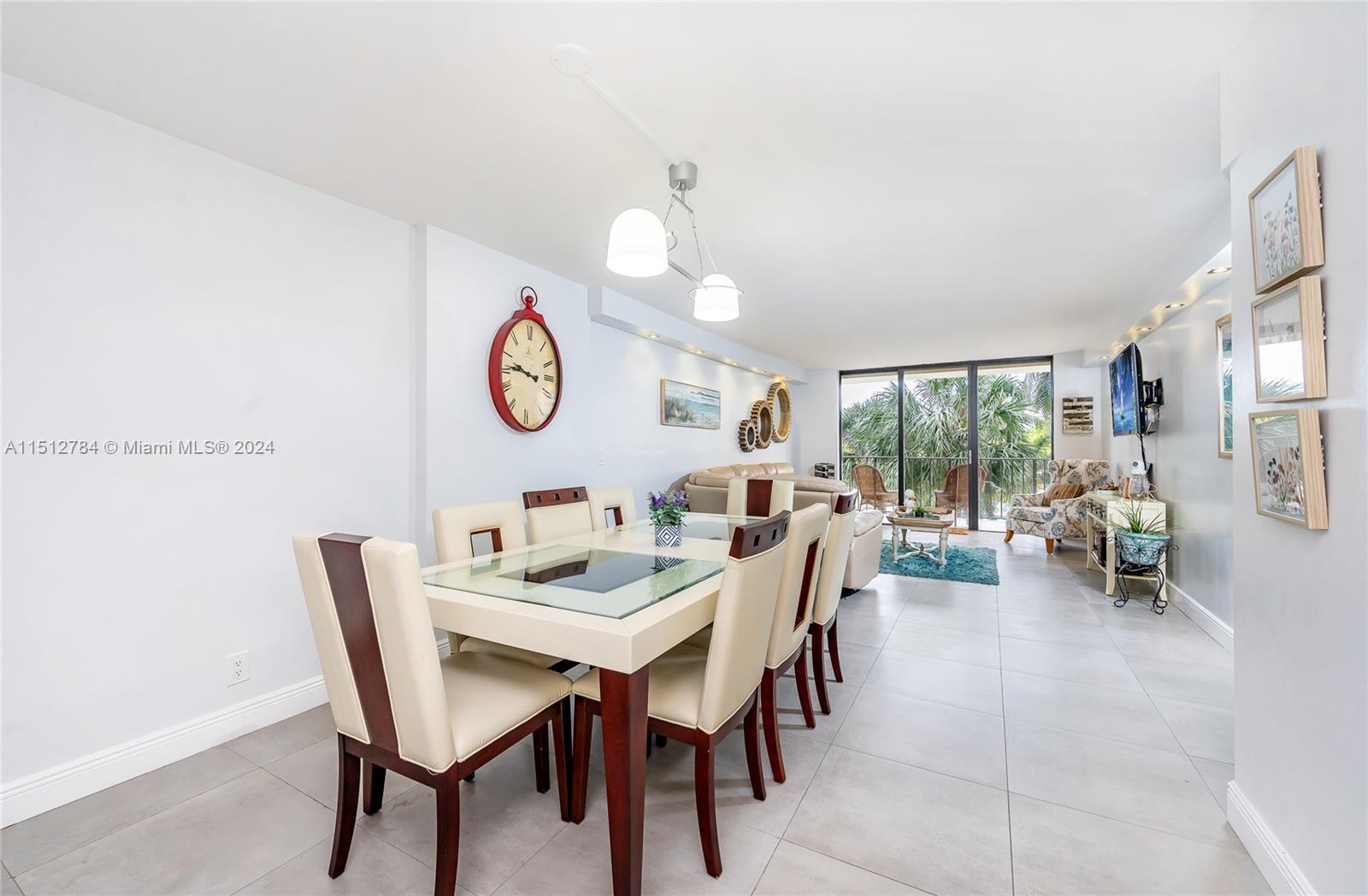 18151 NE 31st Ct 312, Aventura, FL 33160, 2 Bedrooms Bedrooms, ,2 BathroomsBathrooms,Residential,For Sale,31st Ct,A11512784
