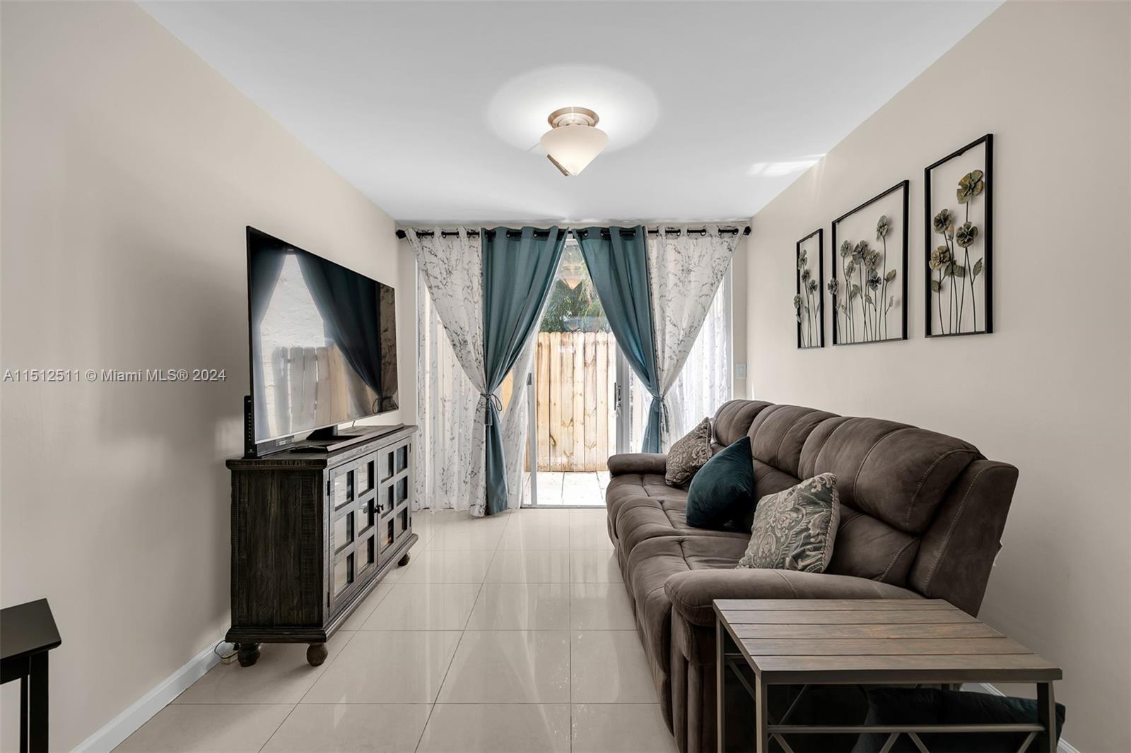 8927 NE 4th Ave Rd 8927, Miami Shores, Florida 33138, 3 Bedrooms Bedrooms, ,2 BathroomsBathrooms,Residential,For Sale,8927 NE 4th Ave Rd 8927,A11512511