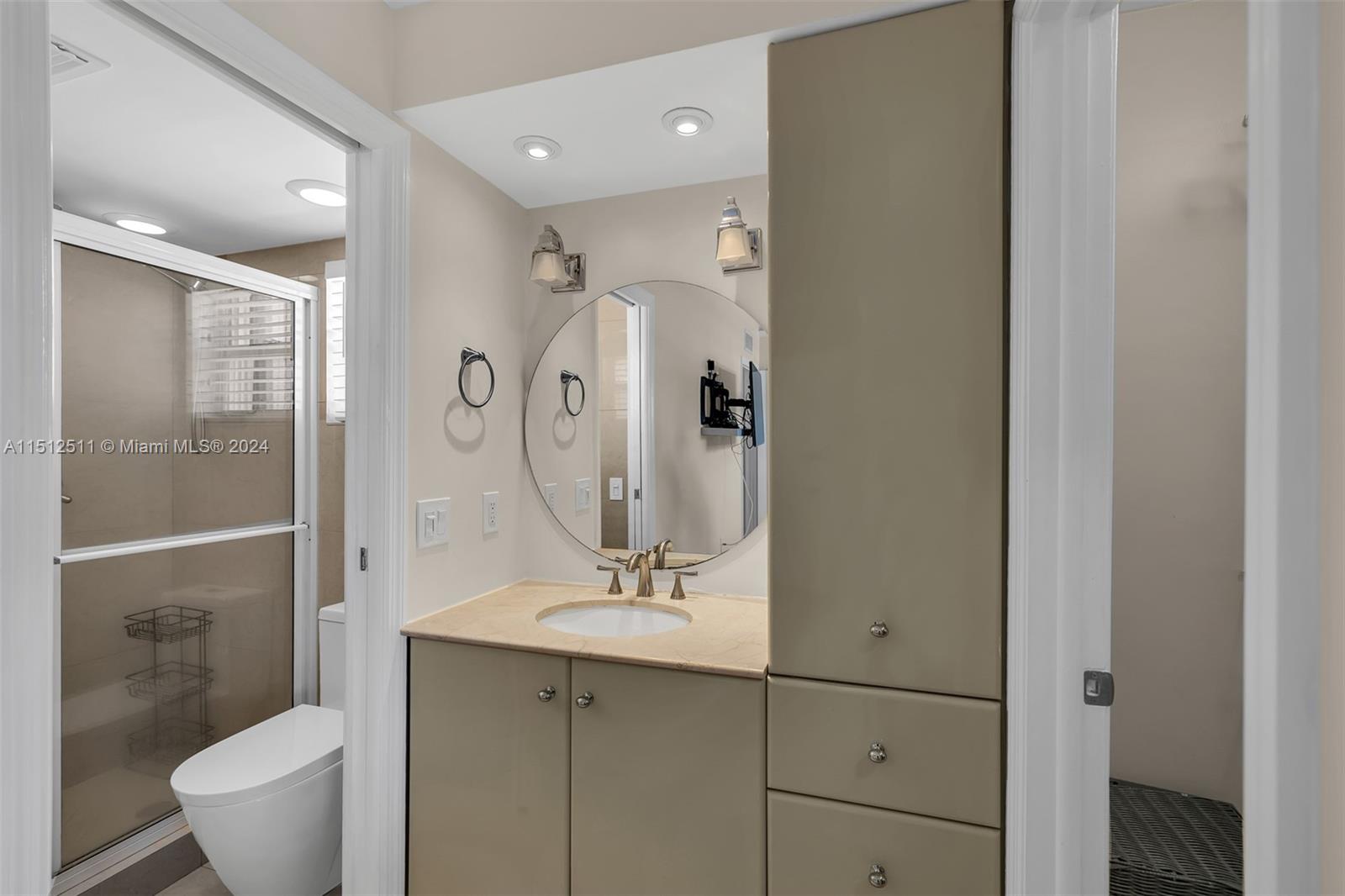 8927 NE 4th Ave Rd 8927, Miami Shores, Florida 33138, 3 Bedrooms Bedrooms, ,2 BathroomsBathrooms,Residential,For Sale,8927 NE 4th Ave Rd 8927,A11512511