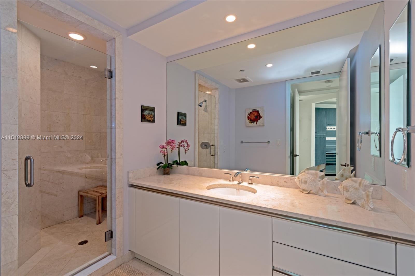 16047 Collins Ave, Sunny Isles Beach, FL, 33160 United States, 2 Bedrooms Bedrooms, ,2 BathroomsBathrooms,Residential,For Sale,Collins Ave,A11512888