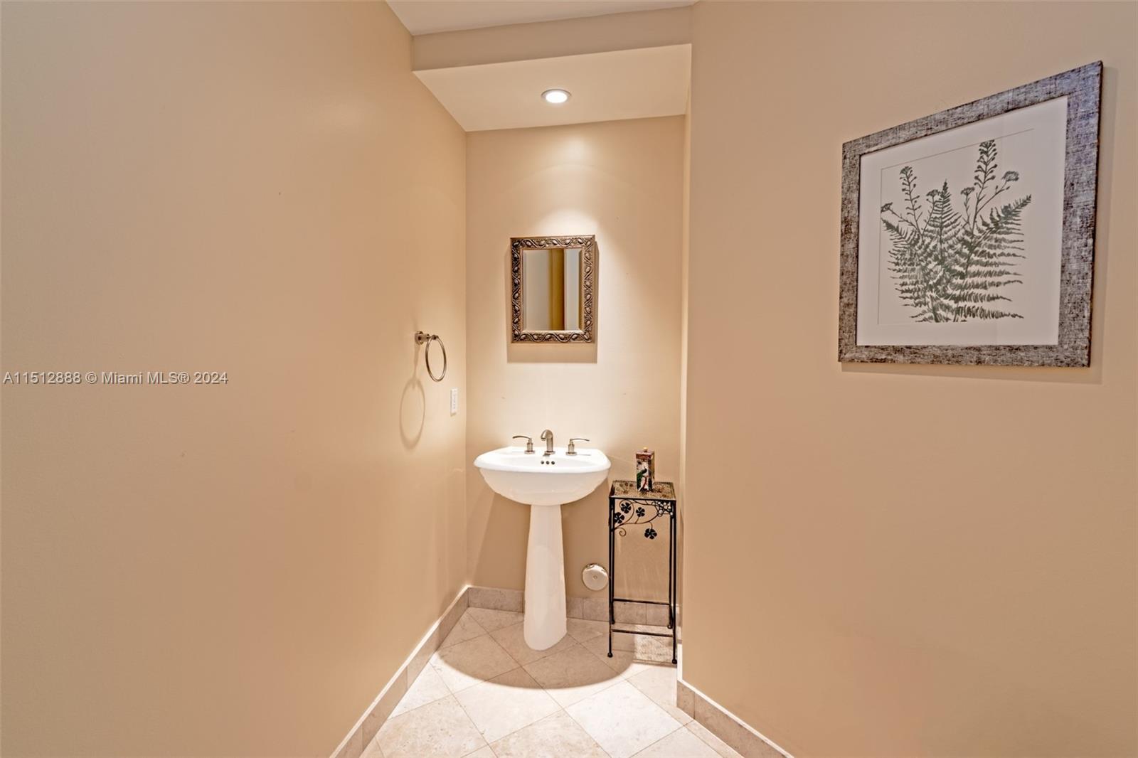 16047 Collins Ave, Sunny Isles Beach, FL, 33160 United States, 2 Bedrooms Bedrooms, ,2 BathroomsBathrooms,Residential,For Sale,Collins Ave,A11512888