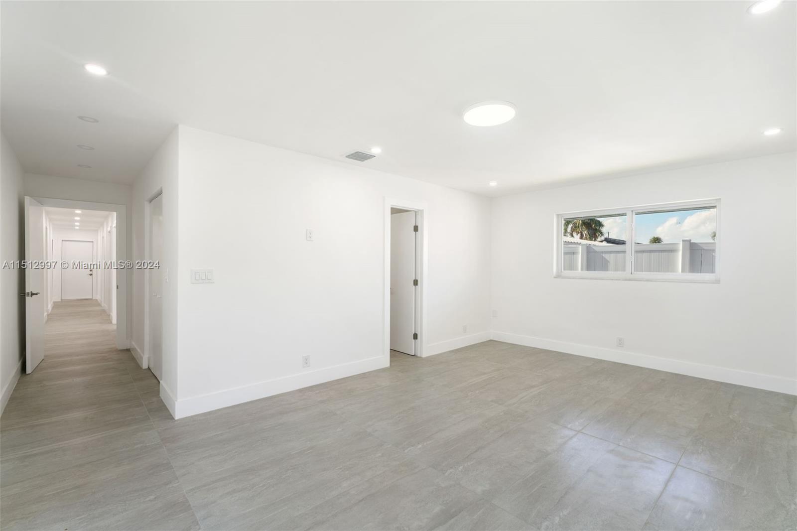 430 Tamarind Dr, Hallandale Beach, Florida 33009, 5 Bedrooms Bedrooms, ,4 BathroomsBathrooms,Residentiallease,For Rent,430 Tamarind Dr,A11512997