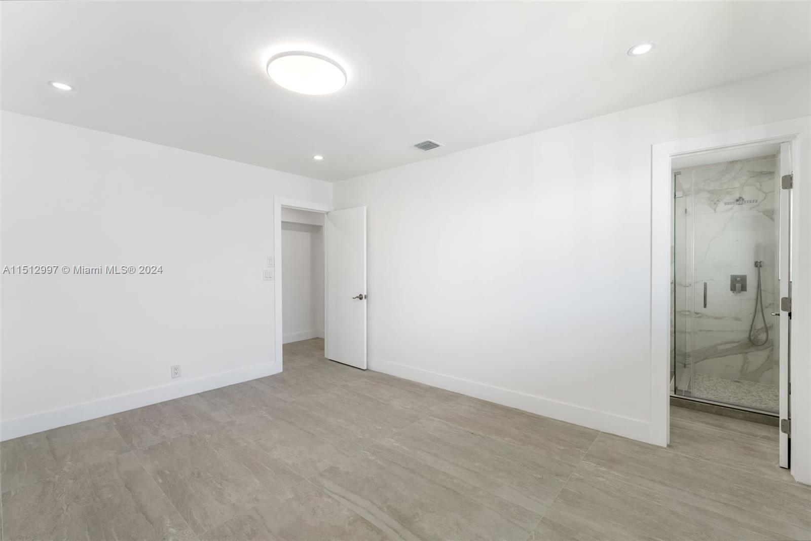 430 Tamarind Dr, Hallandale Beach, Florida 33009, 5 Bedrooms Bedrooms, ,4 BathroomsBathrooms,Residentiallease,For Rent,430 Tamarind Dr,A11512997