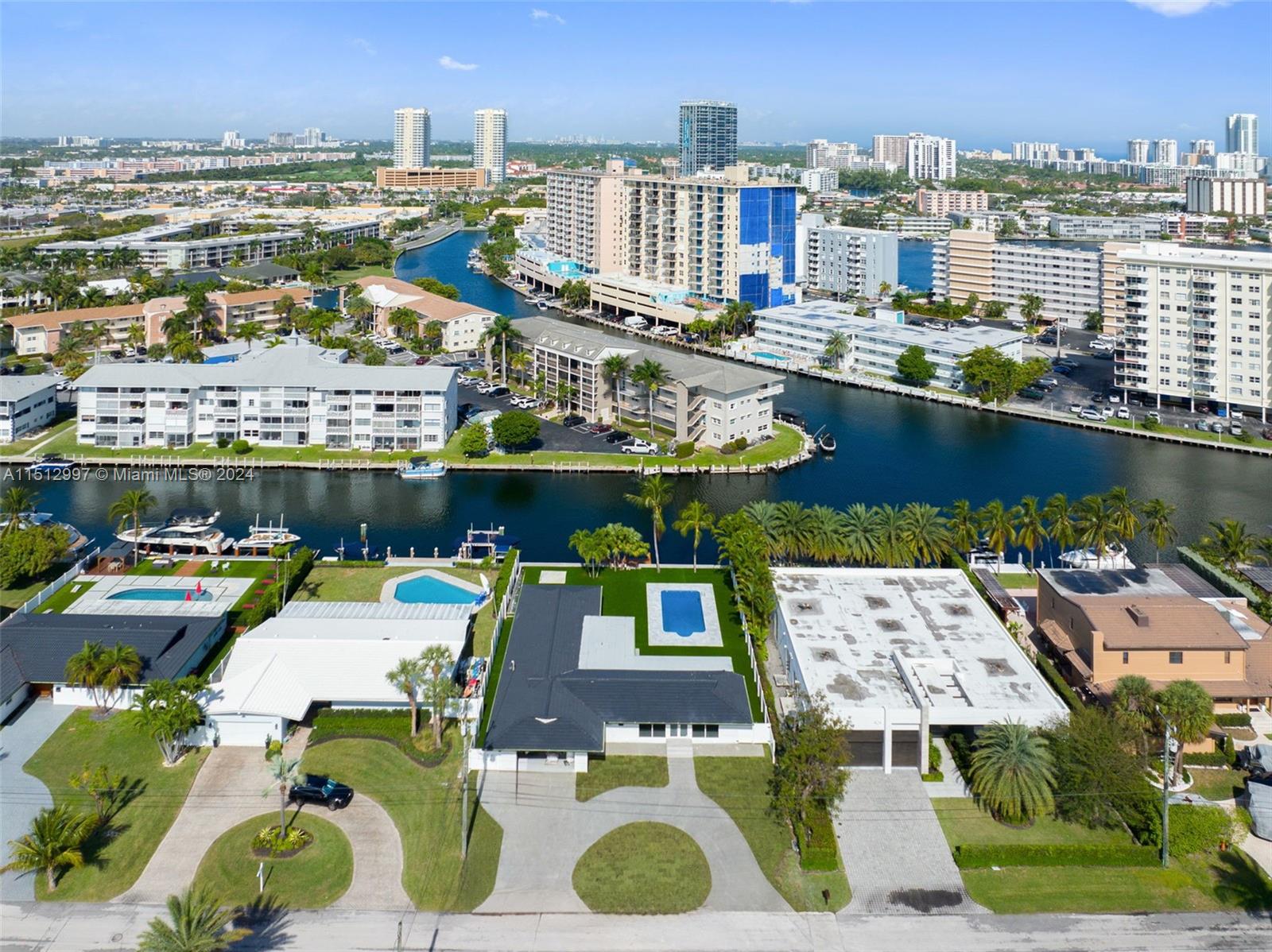 430 Tamarind Dr, Hallandale Beach, Florida 33009, 5 Bedrooms Bedrooms, ,4 BathroomsBathrooms,Residentiallease,For Rent,430 Tamarind Dr,A11512997