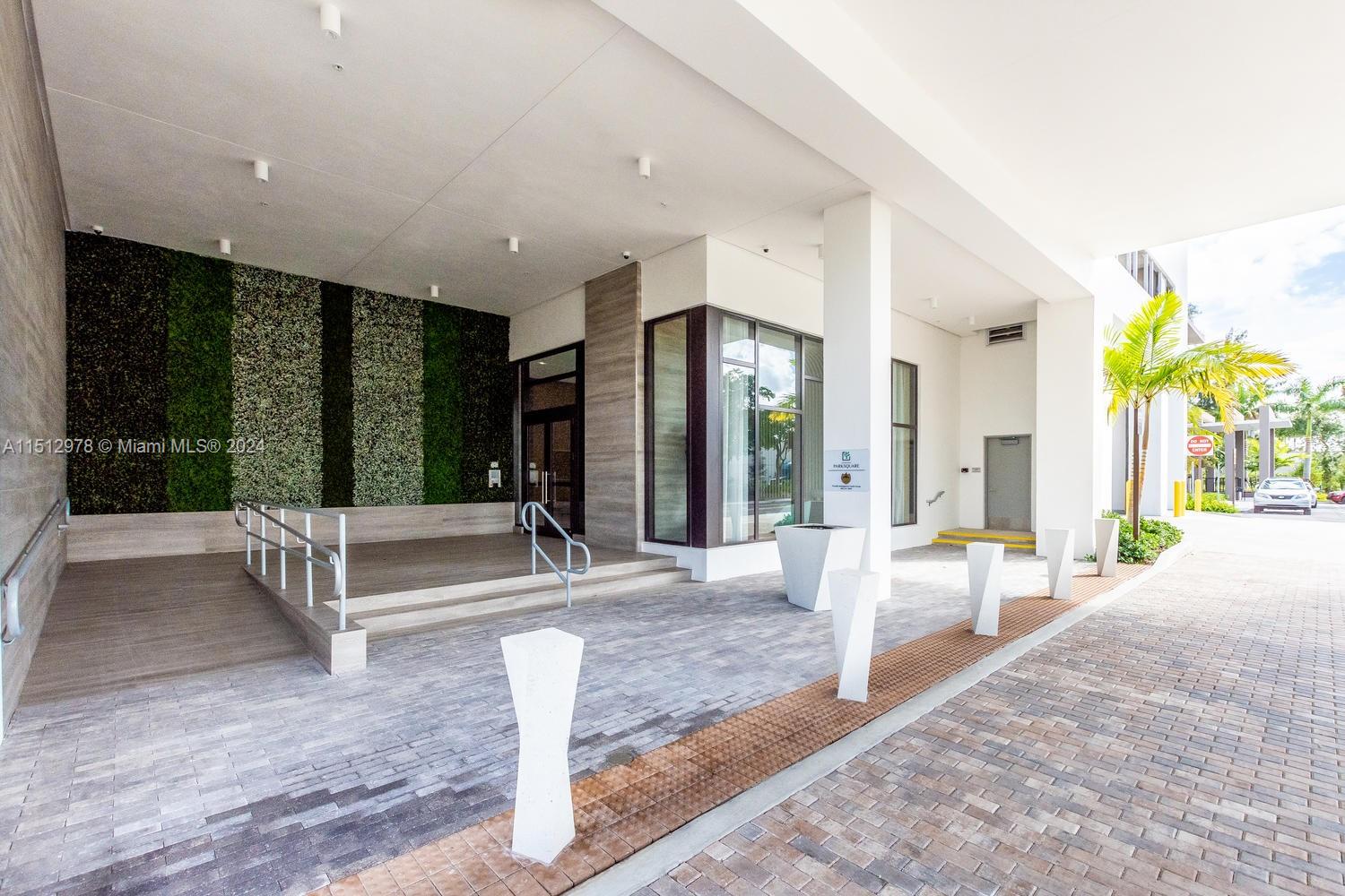 2920 NE 207th St 803, Aventura, Florida 33180, ,Commercialsale,For Sale,2920 NE 207th St 803,A11512978