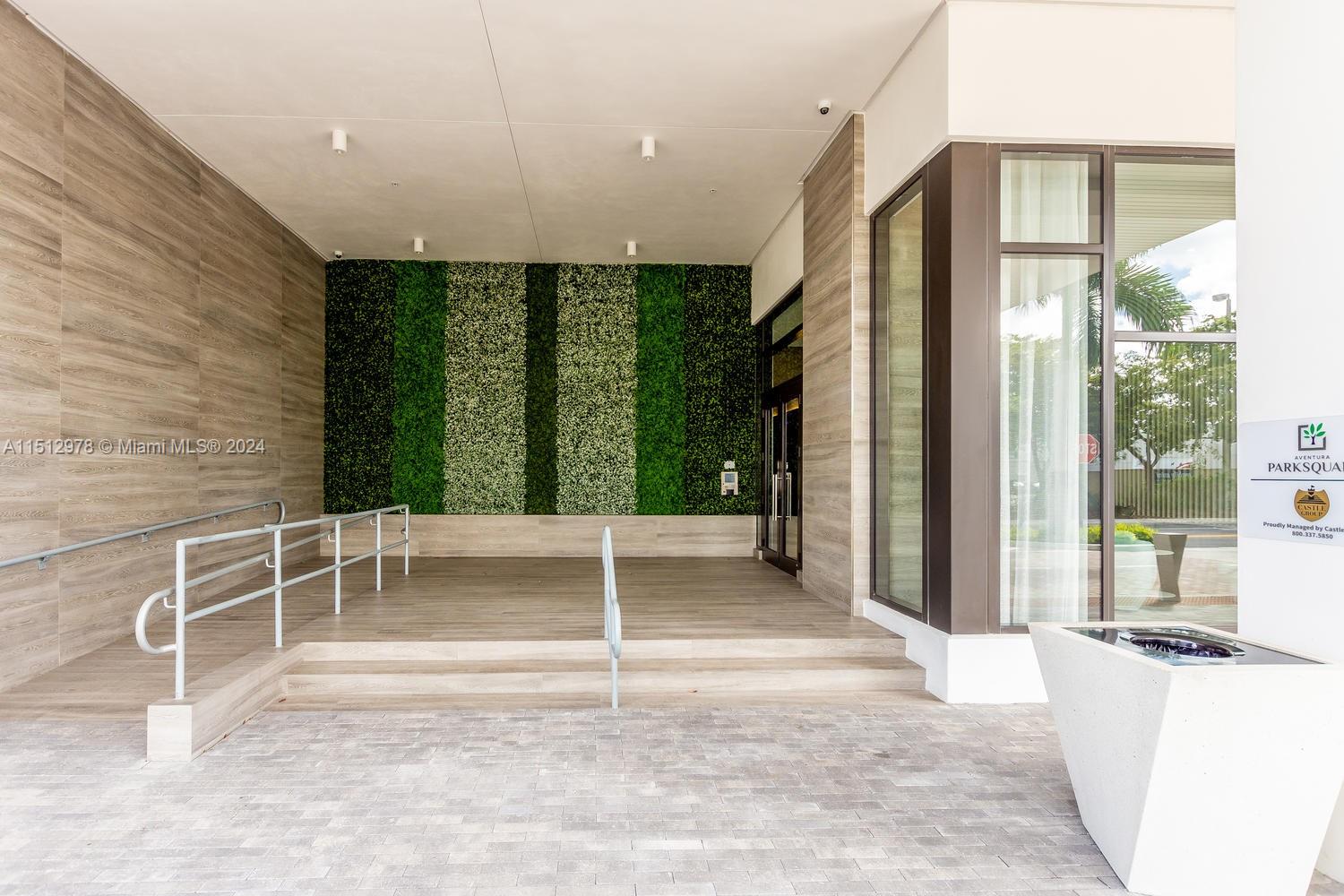 2920 NE 207th St 803, Aventura, Florida 33180, ,Commercialsale,For Sale,2920 NE 207th St 803,A11512978