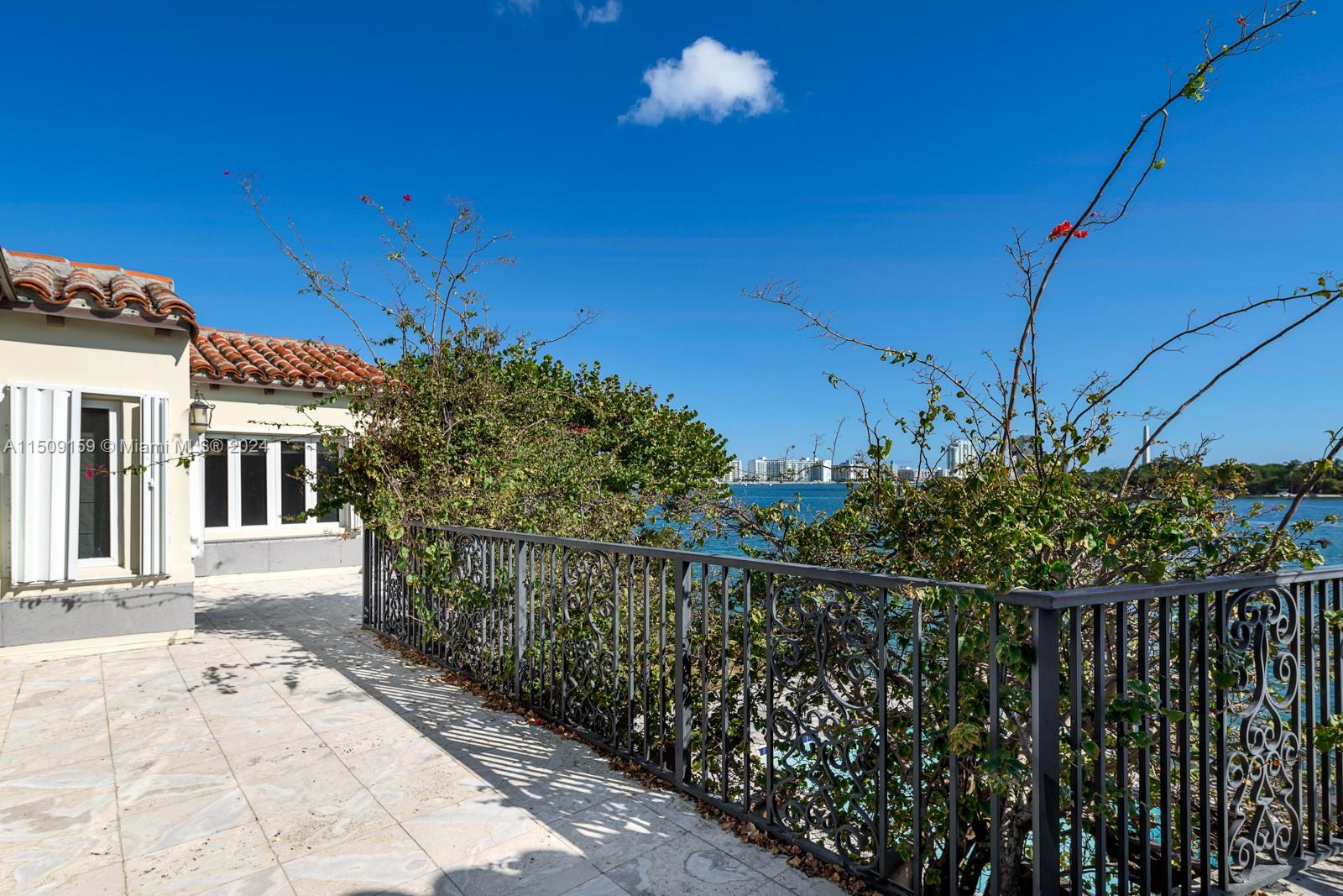 11 Rivo Alto Dr, Miami Beach, FL, 33139 United States, 5 Bedrooms Bedrooms, ,5 BathroomsBathrooms,Residential,For Sale,Rivo Alto Dr,A11509159