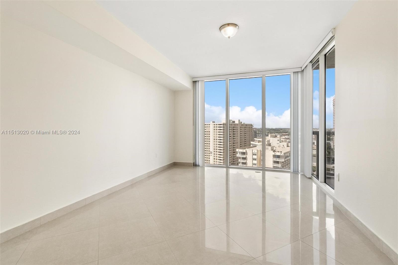 1800 S OCEAN DR 1608, Hallandale Beach, Florida 33009, 3 Bedrooms Bedrooms, ,3 BathroomsBathrooms,Residentiallease,For Rent,1800 S OCEAN DR 1608,A11513020