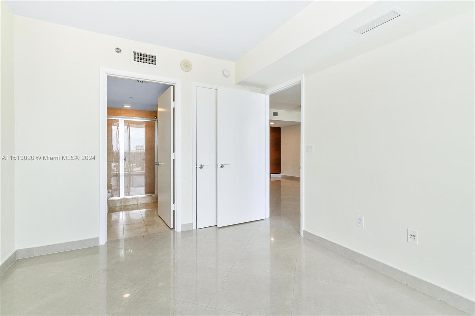 1800 S OCEAN DR 1608, Hallandale Beach, Florida 33009, 3 Bedrooms Bedrooms, ,3 BathroomsBathrooms,Residentiallease,For Rent,1800 S OCEAN DR 1608,A11513020