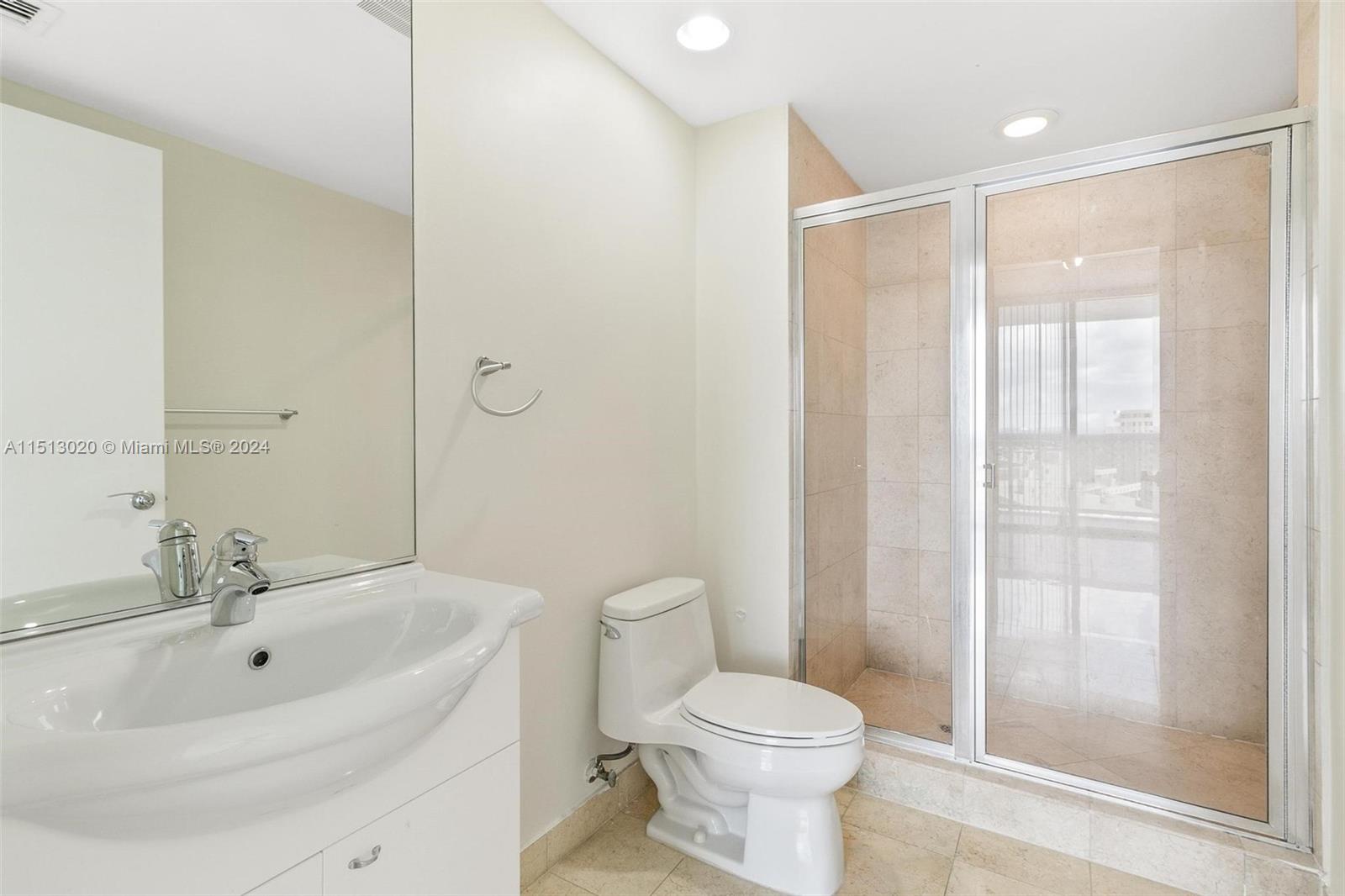 1800 S OCEAN DR 1608, Hallandale Beach, Florida 33009, 3 Bedrooms Bedrooms, ,3 BathroomsBathrooms,Residentiallease,For Rent,1800 S OCEAN DR 1608,A11513020