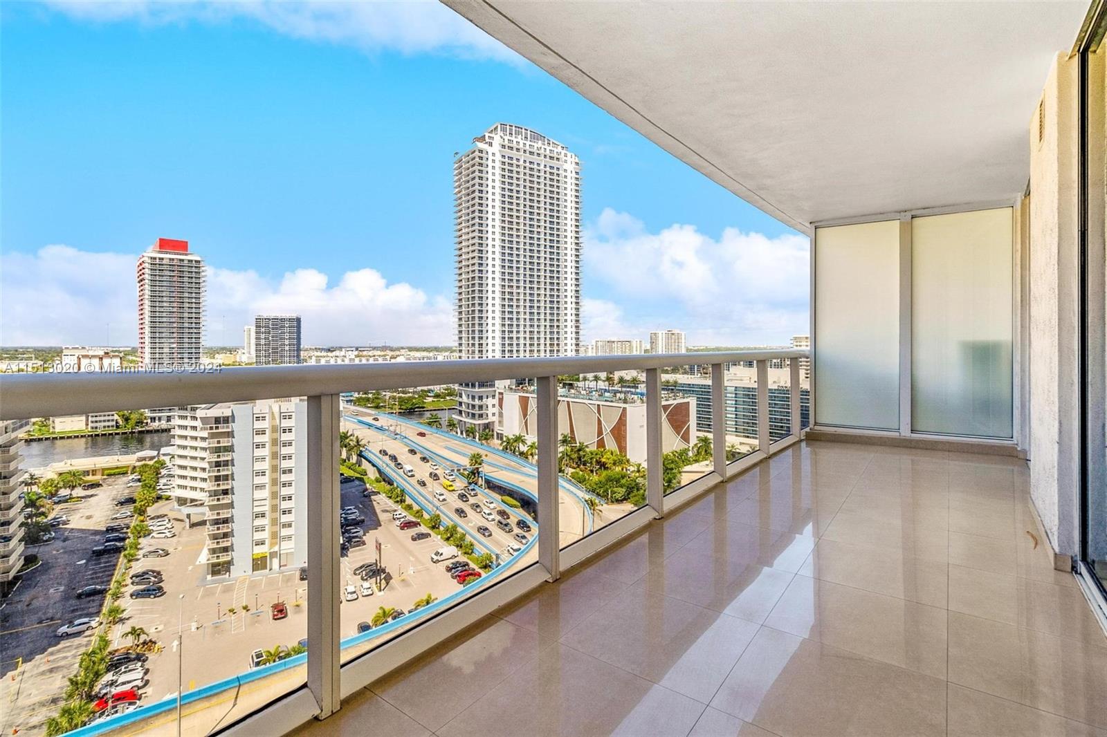 1800 S OCEAN DR 1608, Hallandale Beach, Florida 33009, 3 Bedrooms Bedrooms, ,3 BathroomsBathrooms,Residentiallease,For Rent,1800 S OCEAN DR 1608,A11513020
