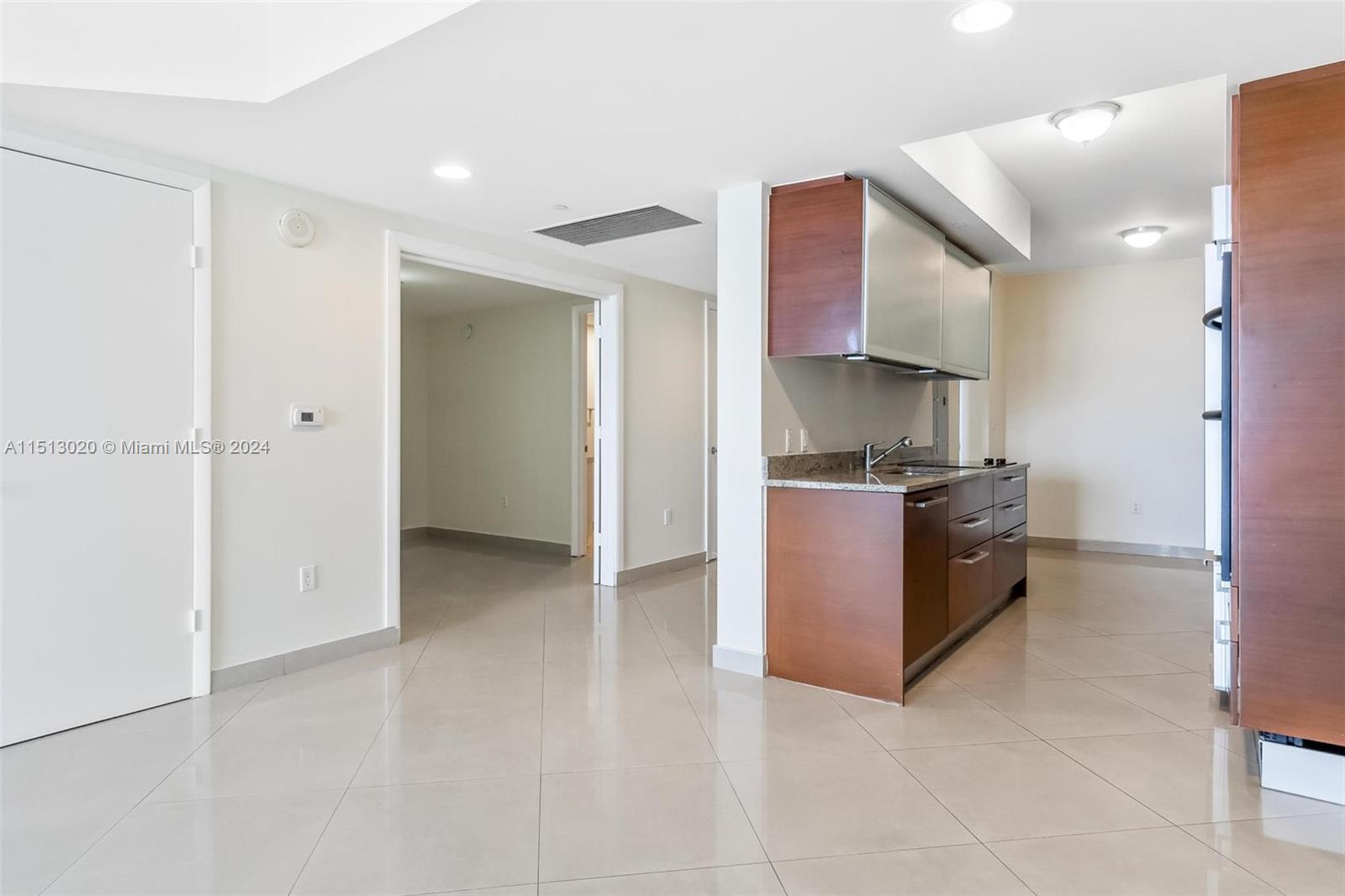 1800 S OCEAN DR 1608, Hallandale Beach, Florida 33009, 3 Bedrooms Bedrooms, ,3 BathroomsBathrooms,Residentiallease,For Rent,1800 S OCEAN DR 1608,A11513020