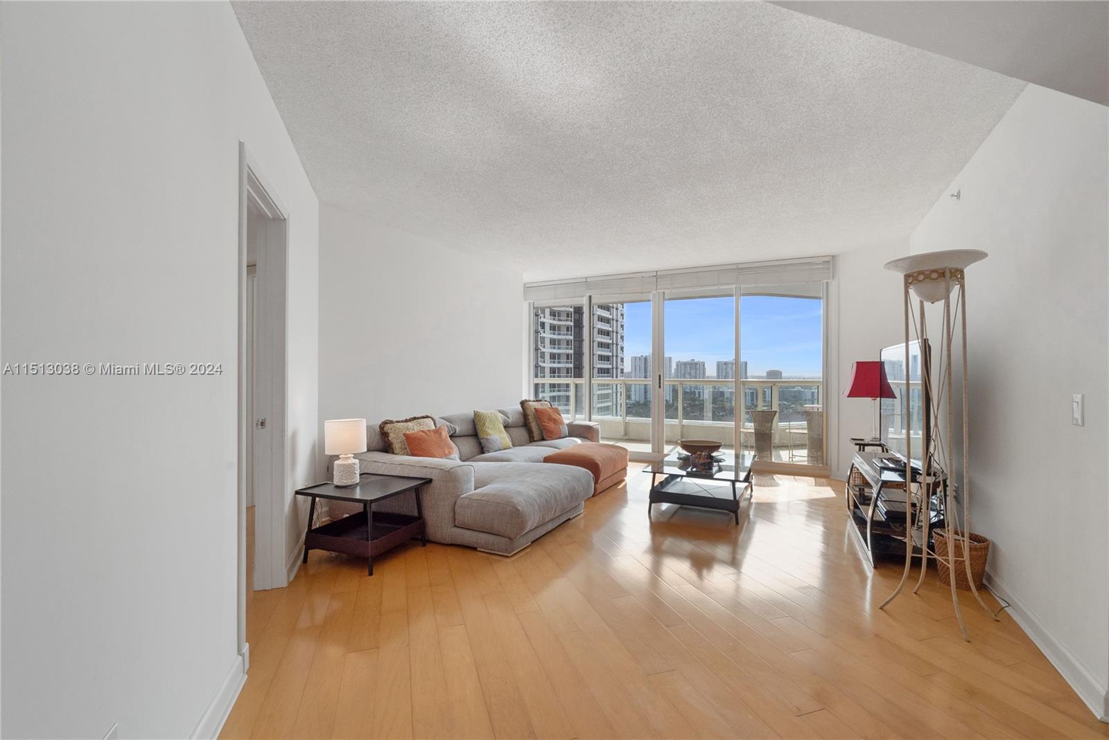 21205 Yacht Club Dr 1803, Aventura, Florida 33180, 3 Bedrooms Bedrooms, ,2 BathroomsBathrooms,Residential,For Sale,21205 Yacht Club Dr 1803,A11513038