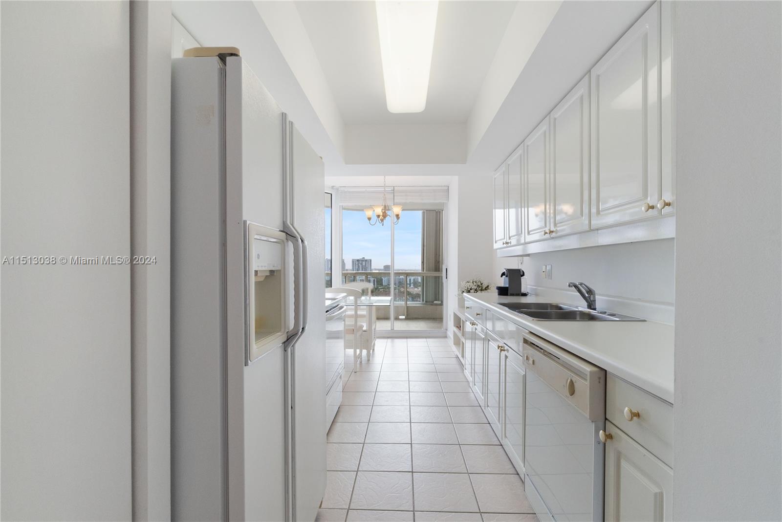 21205 Yacht Club Dr 1803, Aventura, FL 33180, 3 Bedrooms Bedrooms, ,2 BathroomsBathrooms,Residential,For Sale,Yacht Club Dr,A11513038