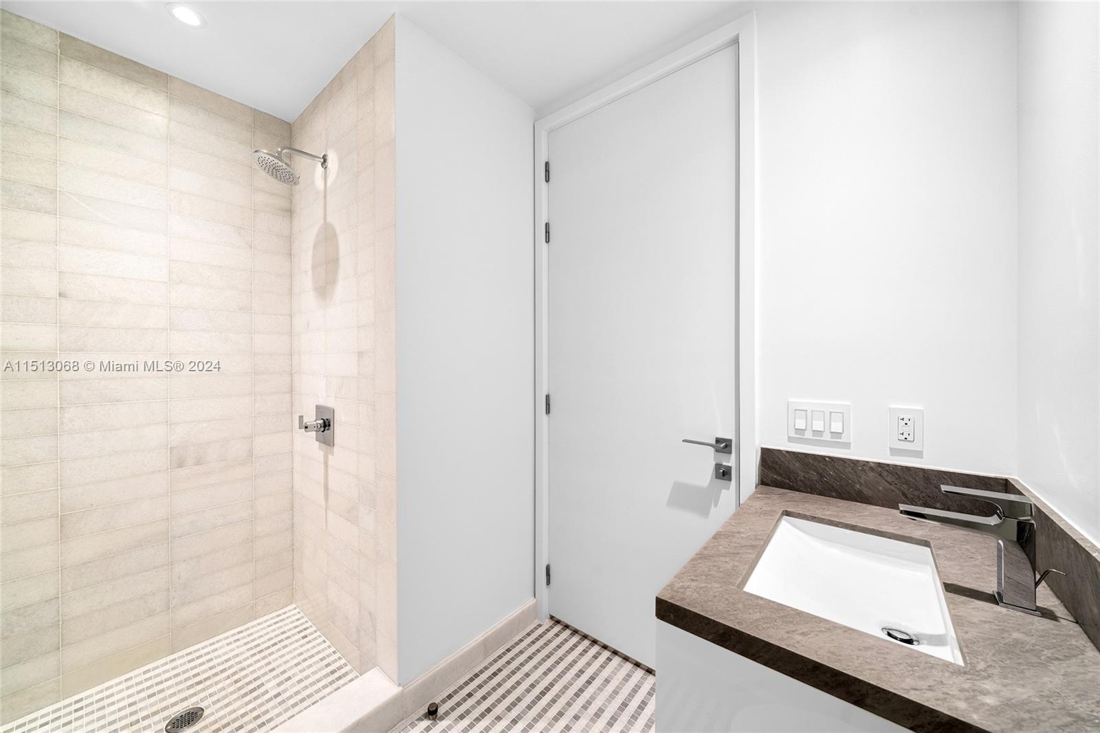 700 NE 26th Ter 3801, Miami, Florida 33137, 3 Bedrooms Bedrooms, ,4 BathroomsBathrooms,Residentiallease,For Rent,700 NE 26th Ter 3801,A11513068