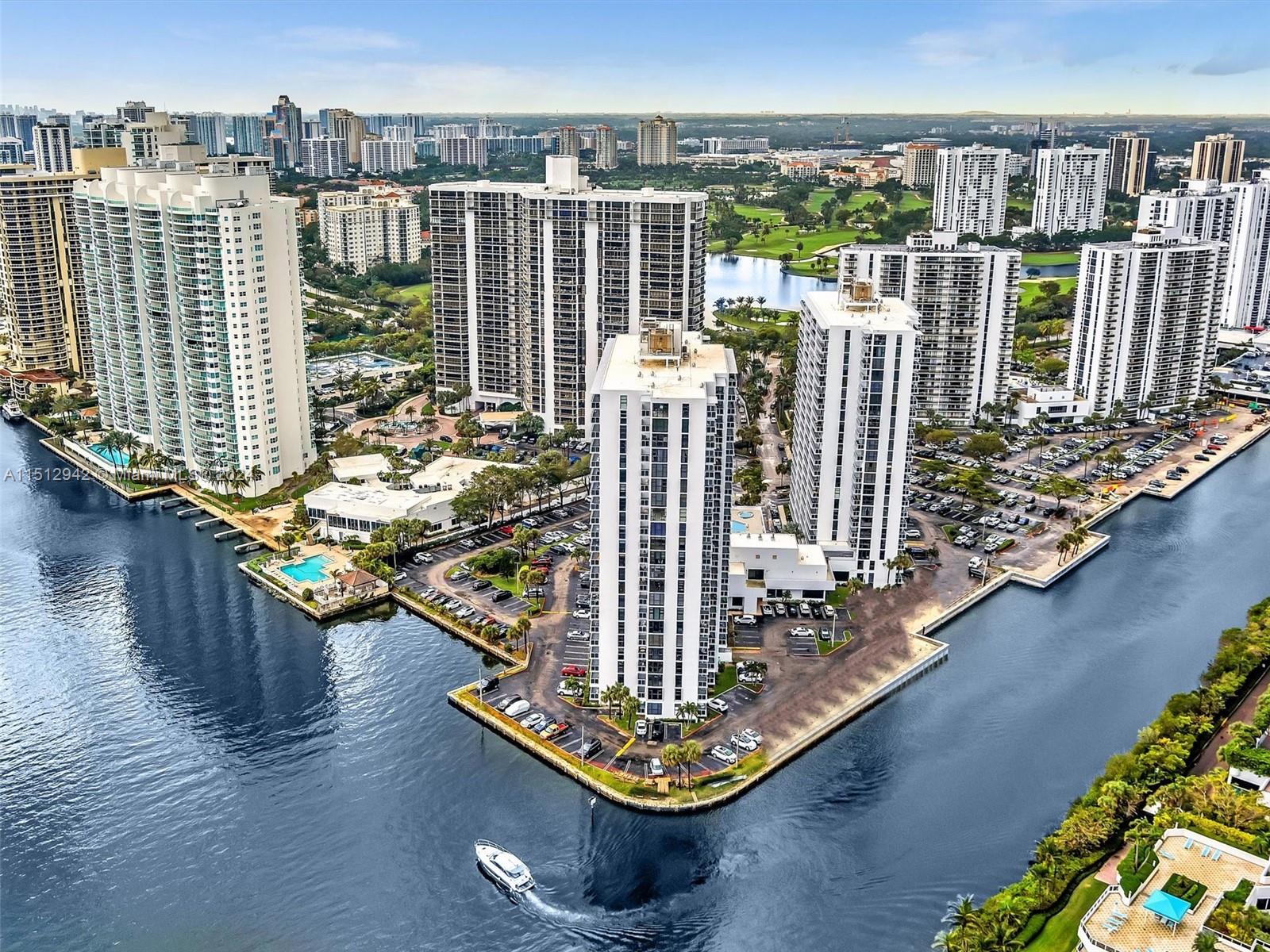 20505 E Country Club Dr 2033, Aventura, Florida 33180, 2 Bedrooms Bedrooms, ,2 BathroomsBathrooms,Residential,For Sale,20505 E Country Club Dr 2033,A11512942